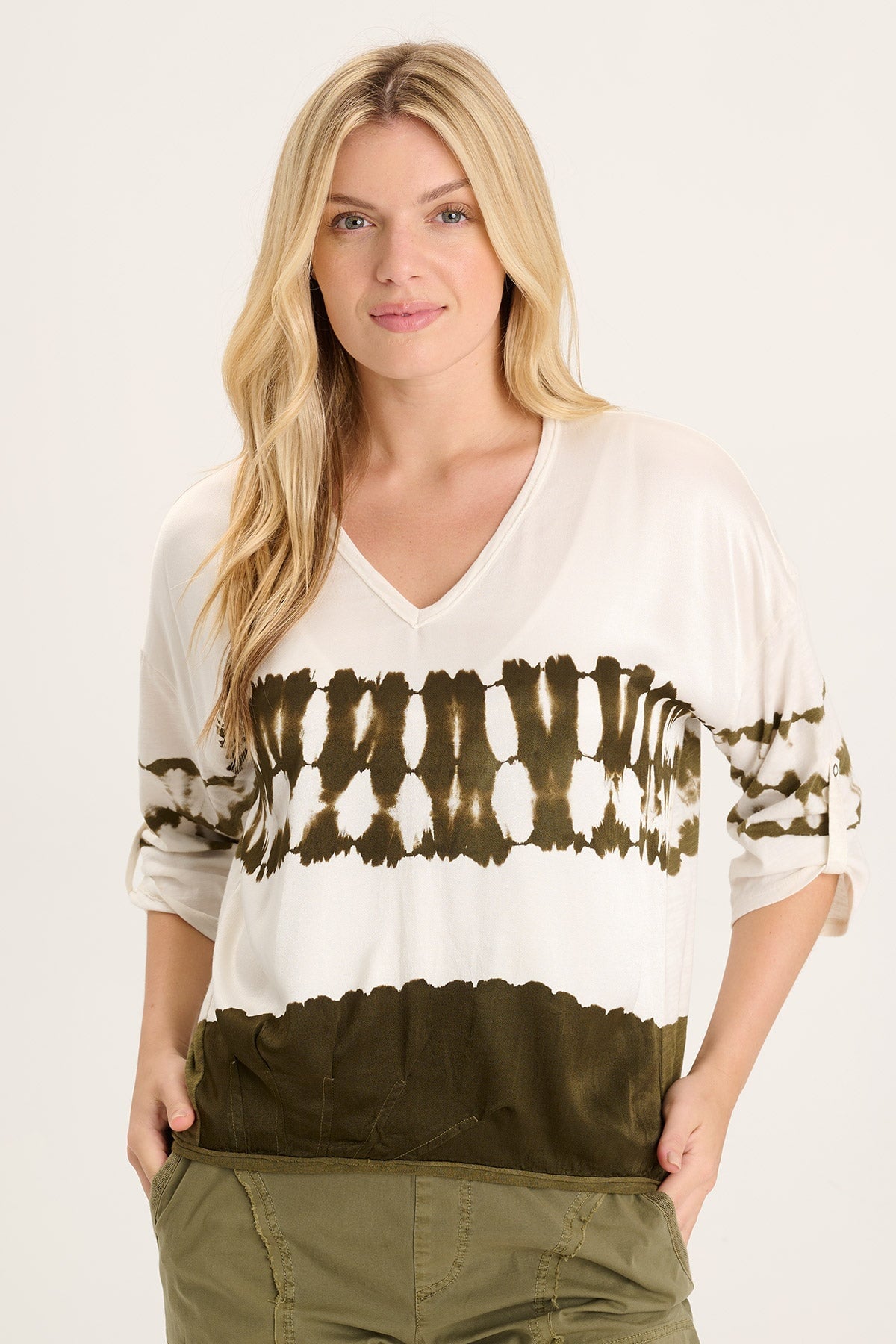 Vandiver Top Epoch Wash Moss Green Women's Vintage Style Button-Up Shirt - Perfect for Casual Outings, Date Nights & Boho Fashion Looks