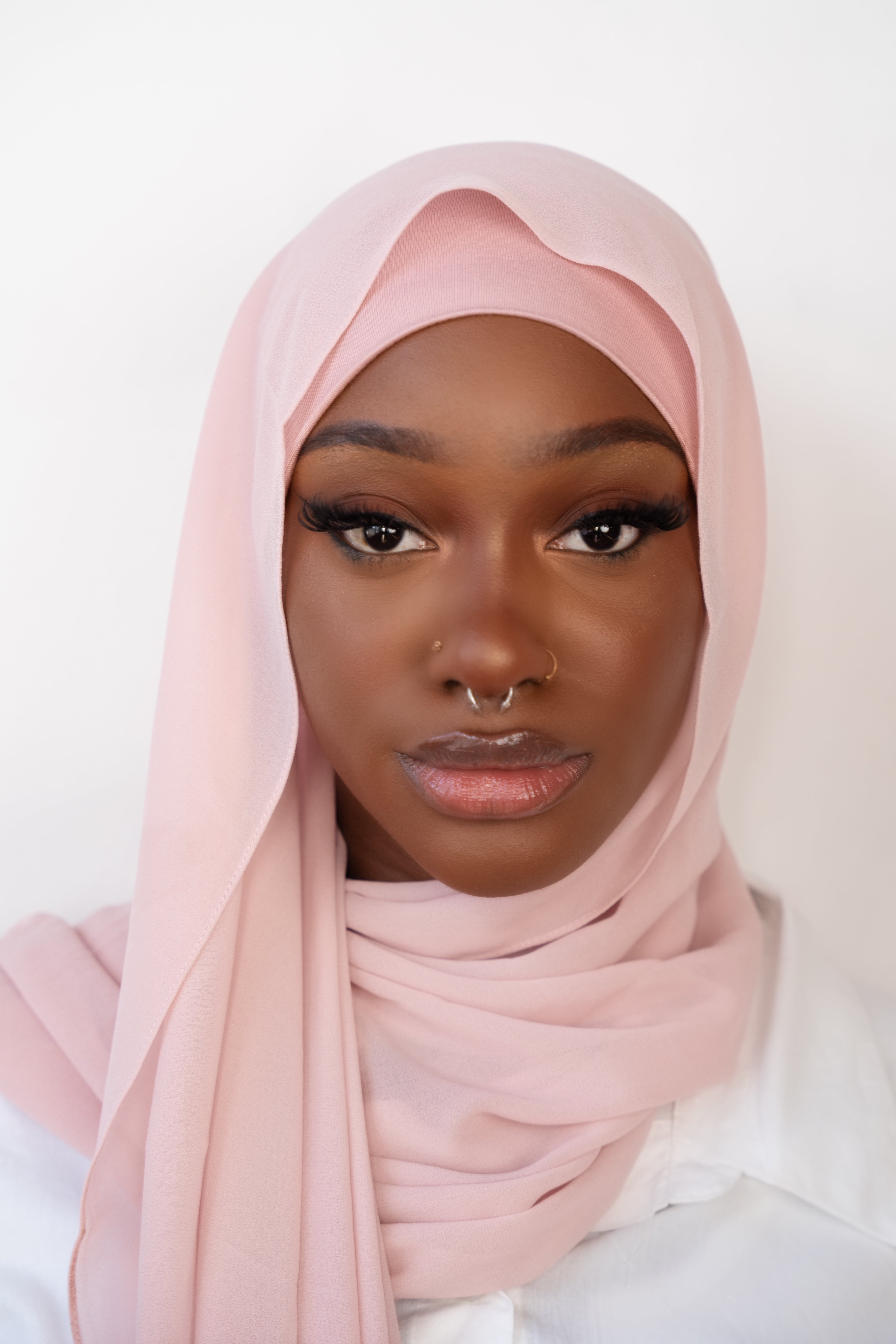 Reem Chiffon Hijab Set - Lightweight & Breathable Scarf for Women - Perfect for Daily Wear, Prayer, and Special Occasions