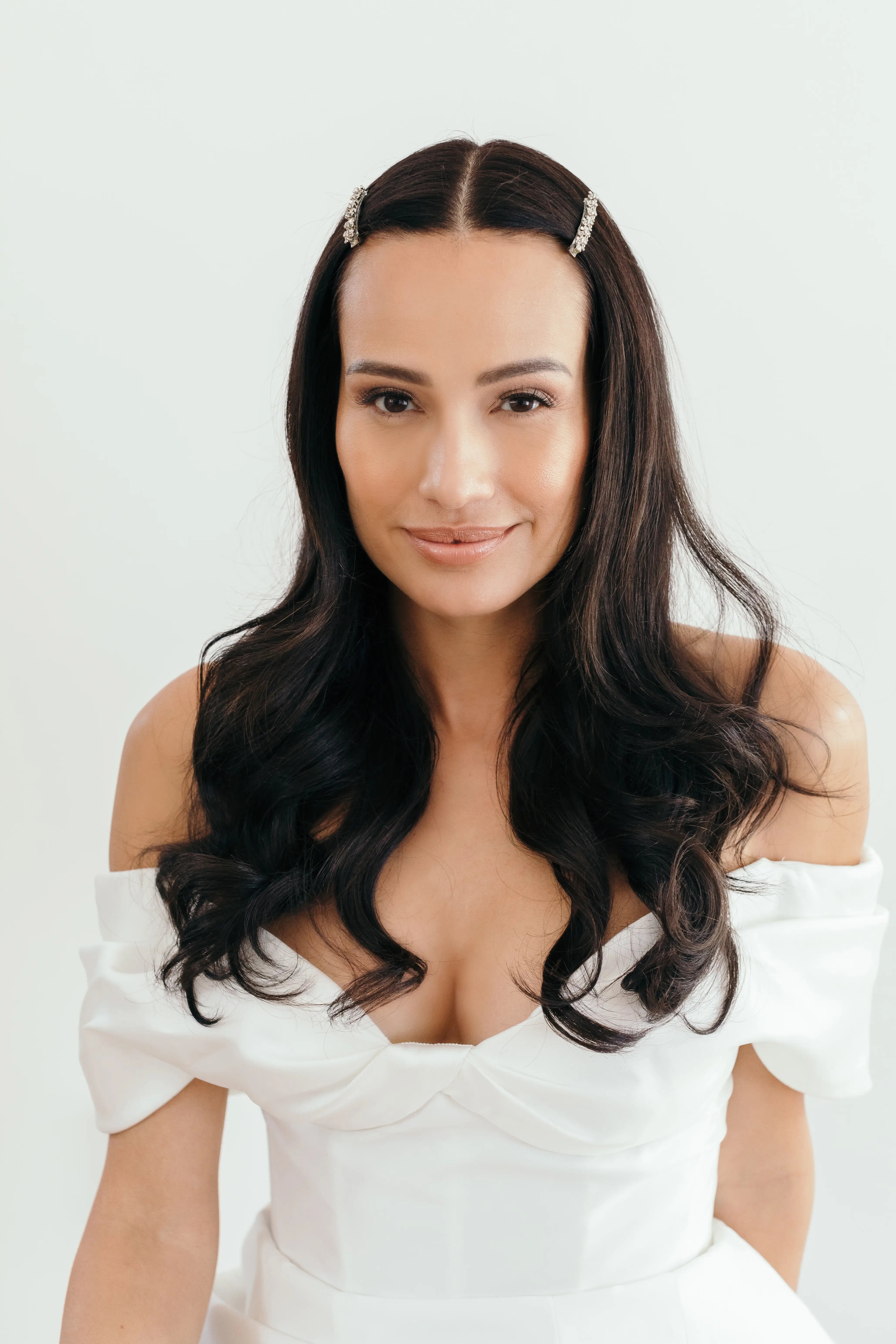 Lulu Barrette Hair Clip - Fashionable Hair Accessories for Women & Girls - Perfect for Parties, Weddings & Everyday Styling