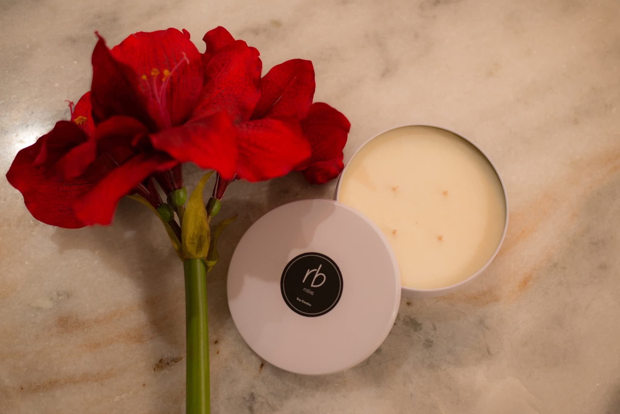 Rosbas Green Tea & Lemongrass Scented Soy Wax Candle - 14.5 oz in White Metallic Tin with 4 Cotton Wicks | Long-Lasting Burn, Non-Toxic, Handmade in USA | Perfect for Relaxation, Meditation & Home Decor