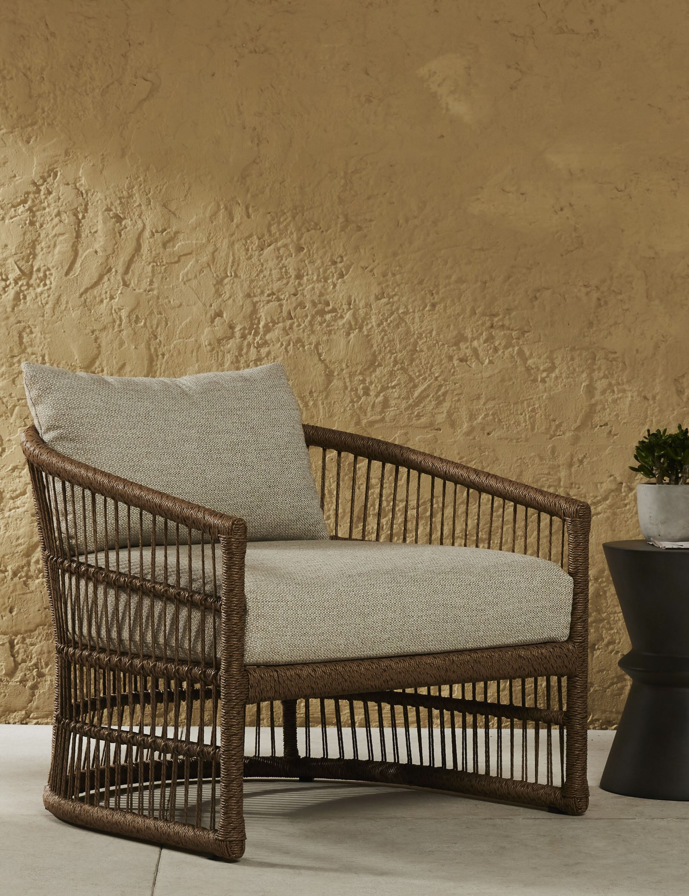 Fahari Outdoor Accent Chair - Waterproof Wicker Patio Lounge Chair with Cushion - Perfect for Backyard, Poolside, and Garden Relaxation