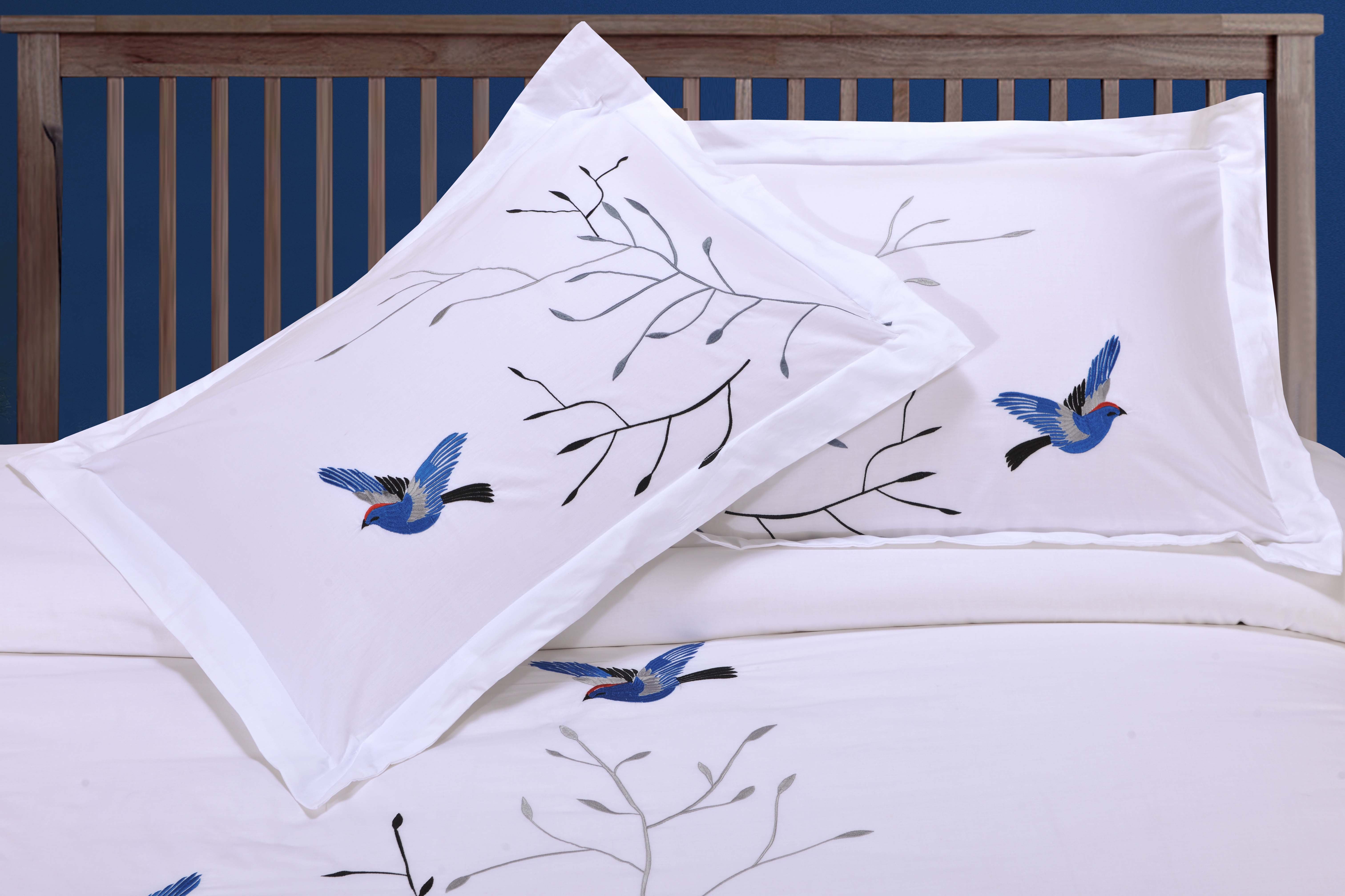 Swallow Cotton Embroidered 3-Piece Duvet Cover Set - Soft Bedding for Master Bedroom, Guest Room & Dorm Decor