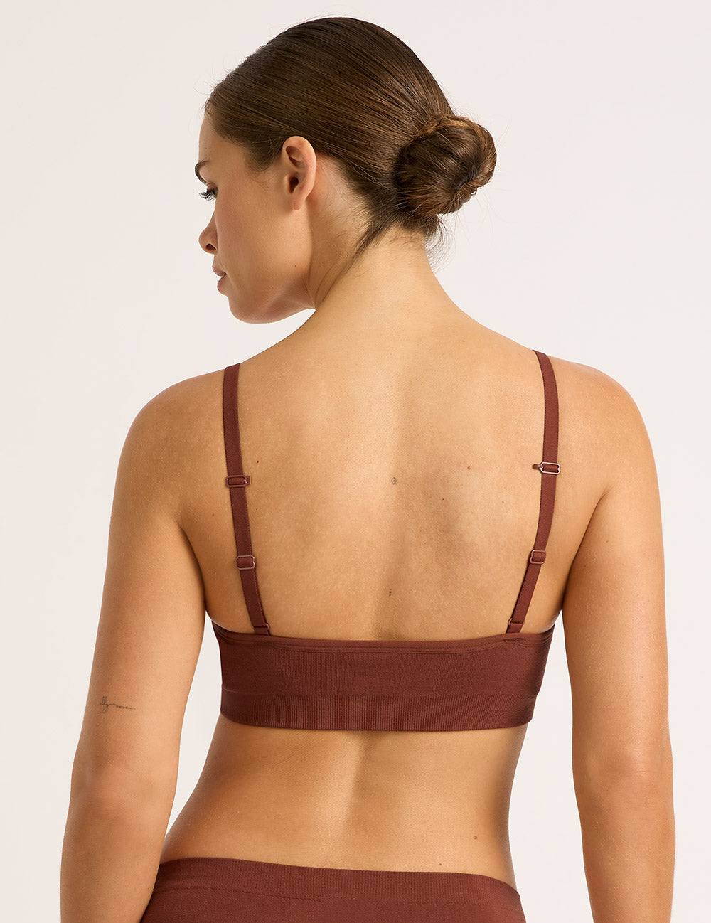 Wireless T-Shirt Bra - Comfortable Seamless Underwire-Free Bra in Rosewood for Everyday Wear & Layering