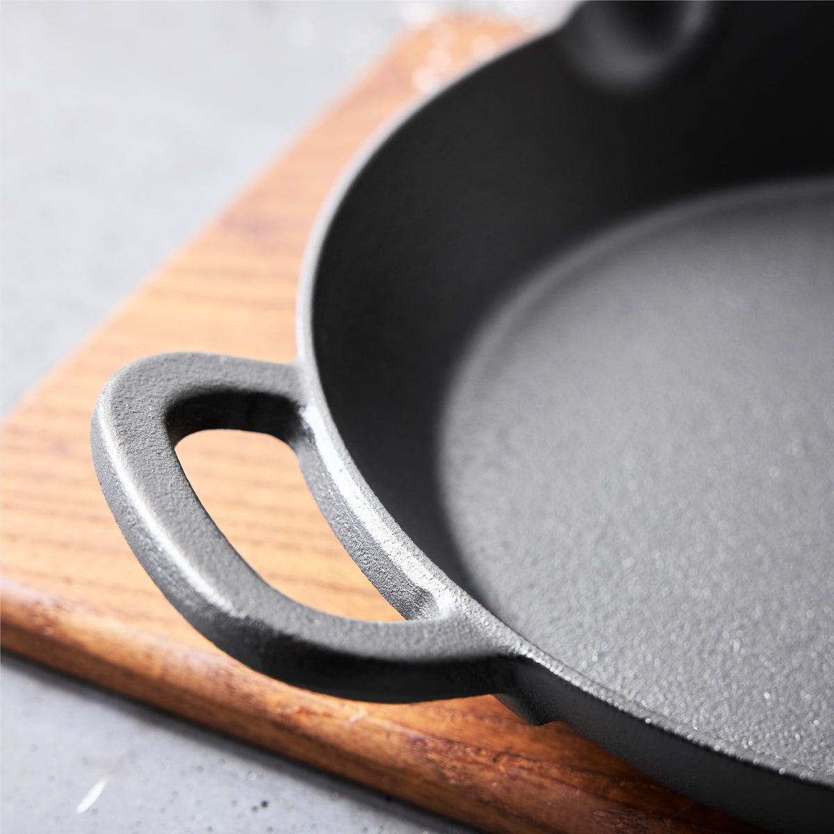 Bobby Flay by GreenPan 6-Piece Cast Iron Cookware Set with Bobby at Home Cookbook - Perfect for Grilling, Roasting & Family Dinners