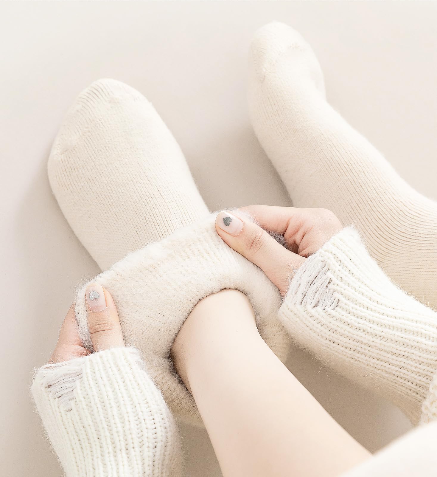 KANAV Women's Thermal Winter Socks - Thick Soft Warm Slouch Socks for Women, Cozy Non-Slip Casual Socks | Perfect for Cold Weather, Snow Boots, Home Wear & Outdoor Activities