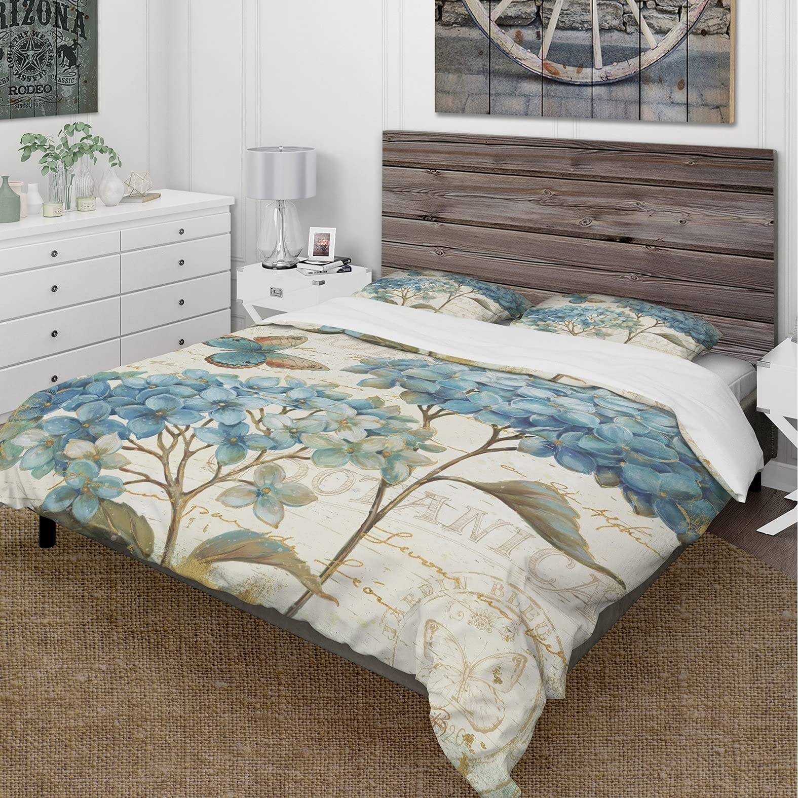 Designart 'Butterfly Blue Garden II' Cottage Style King Size Bedding Set - 3 Piece Duvet Cover & 2 Shams (Comforter Not Included) | Floral Home Decor for Master Bedroom, Guest Room & Vacation House