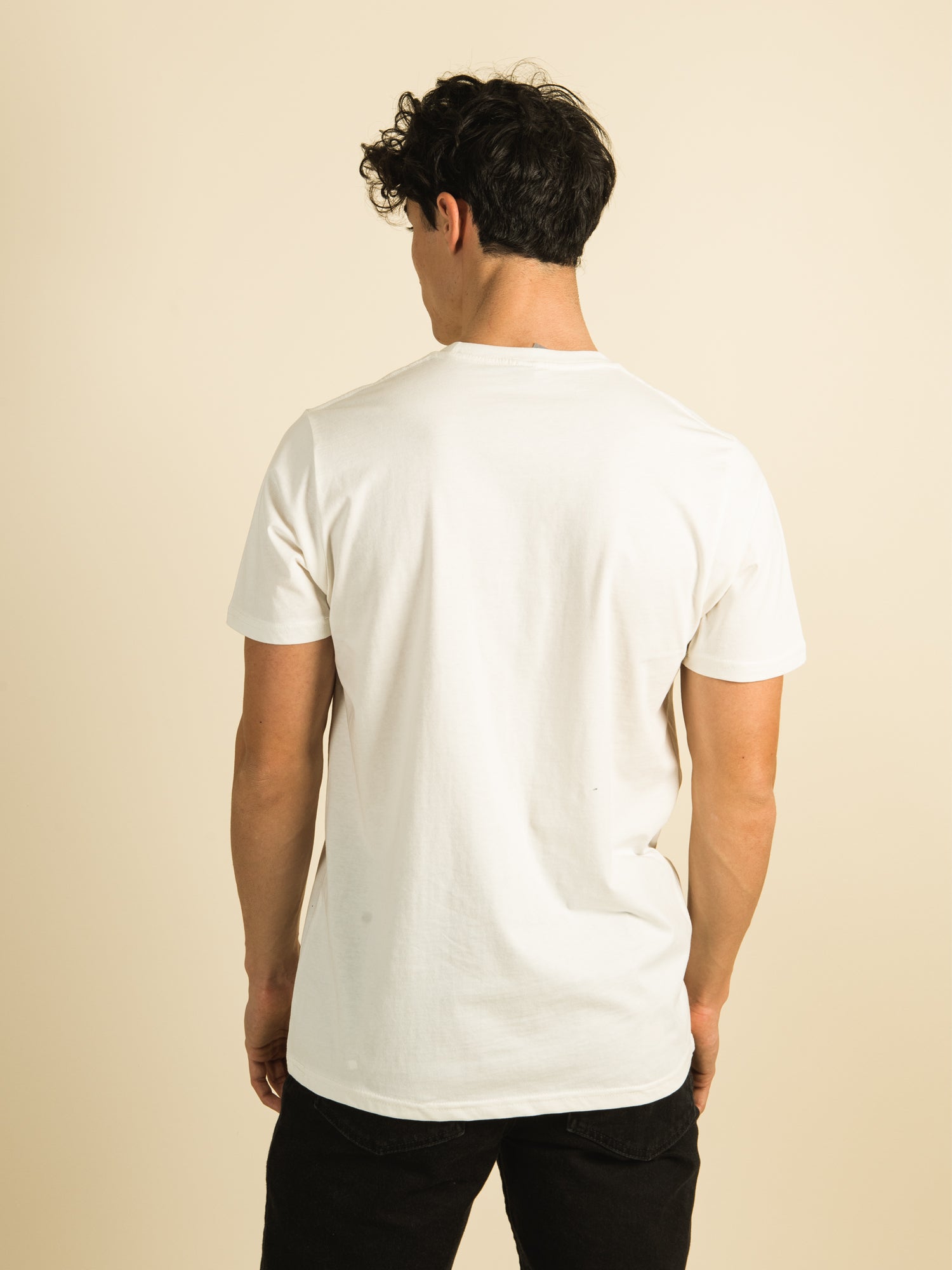 Coors Light Beer T-Shirt for Men & Women - Cool & Comfortable Cotton Tee for Casual Wear, Parties & Outdoor Activities