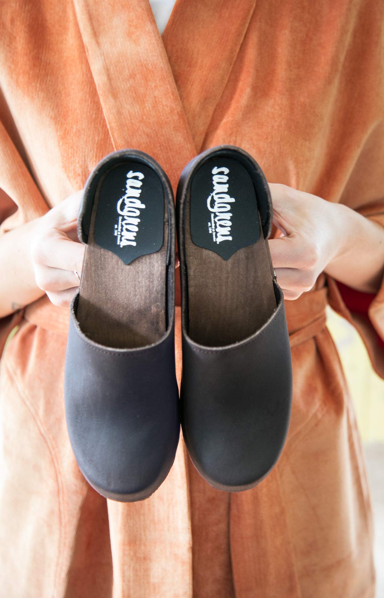 Sandgrens Handmade Swedish High Heel Wooden Clogs for Women | Comfortable & Stylish Closed-Back Clogs | Perfect for Work, Casual Wear & Outdoor Activities