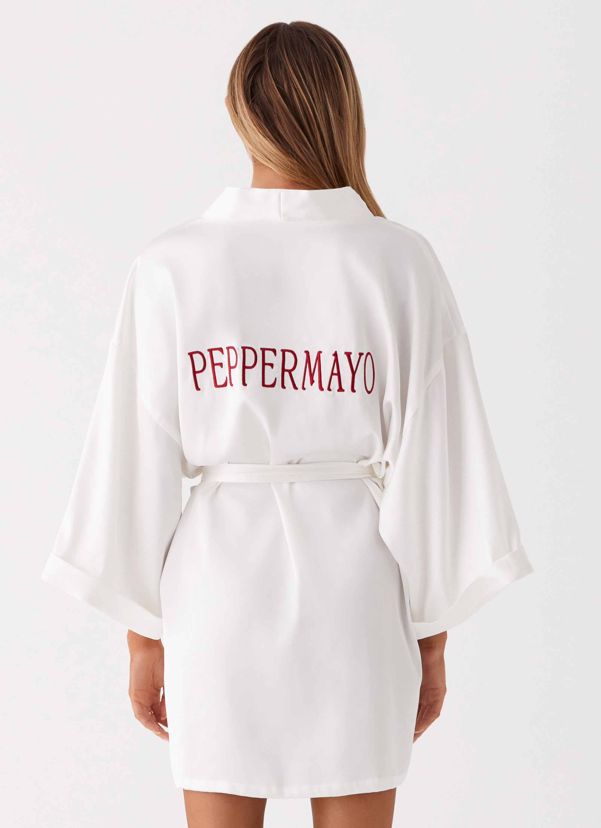 Emmy Women's Satin Robe - Luxurious White Bathrobe for Spa, Bridal & Loungewear - Soft Kimono Style Robe with Pockets