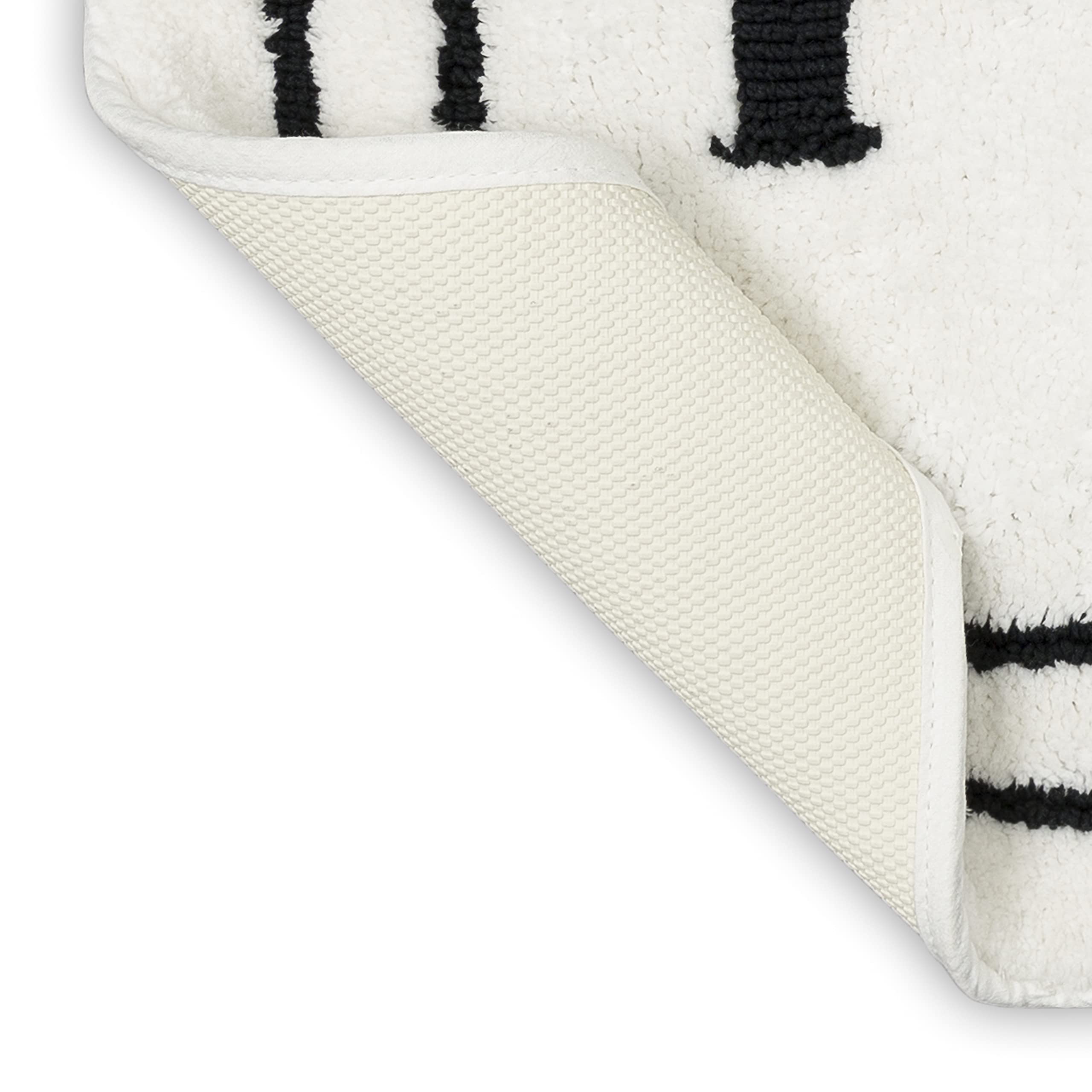 Mohawk Home Hers White/Black 1'8