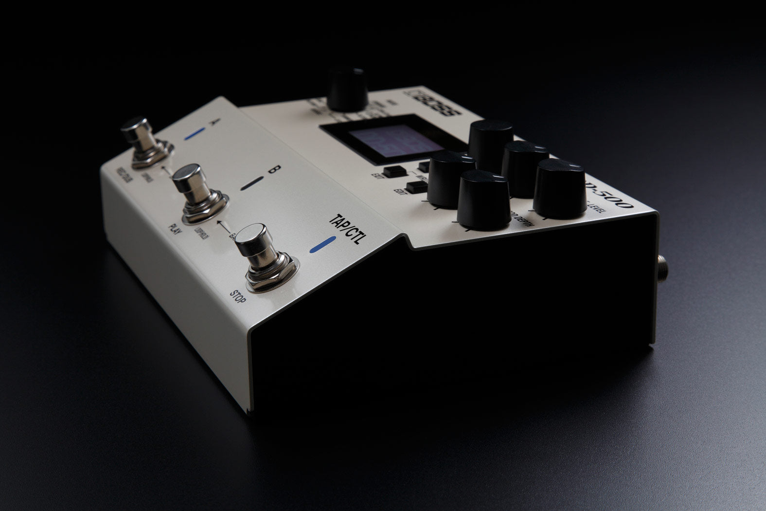 BOSS DD-500 Digital Delay Pedal for Guitarists – Professional 500 Series Effects Processor for Live Performances & Studio Recording