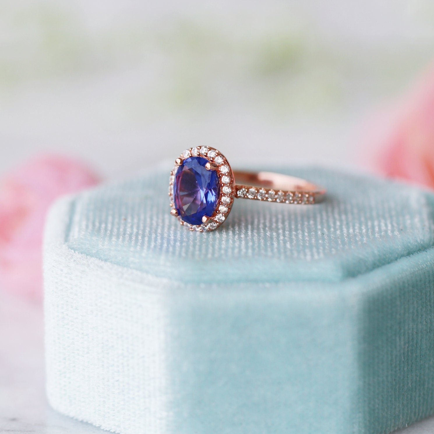Exquisite 14K Solid Rose Gold Iris Oval Tanzanite Engagement Ring for Women | Elegant Wedding & Proposal Jewelry Gift