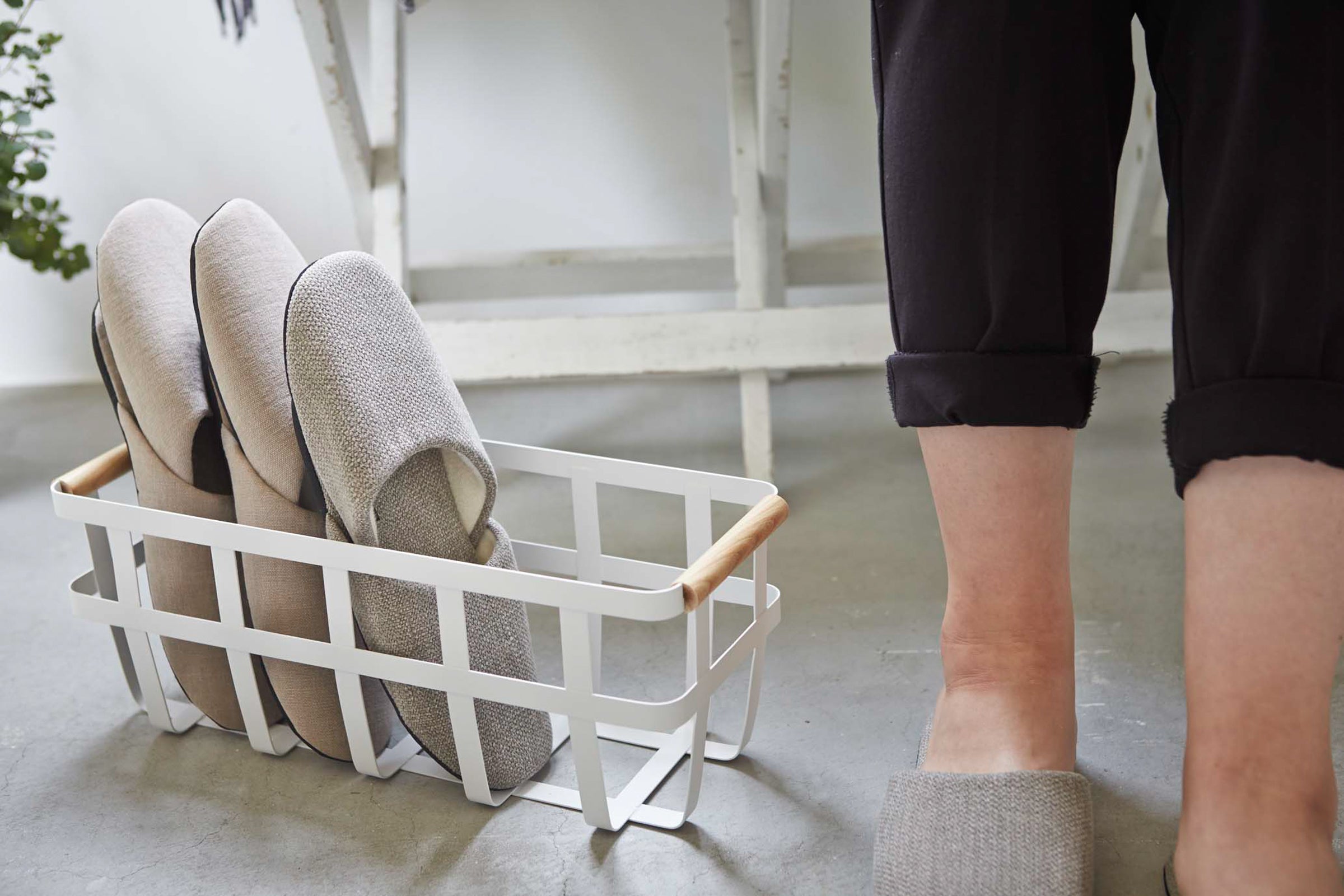Stylish Storage Basket - 2 Sizes (Steel & Wood) - Perfect for Home Organization, Bathroom & Bedroom Decor