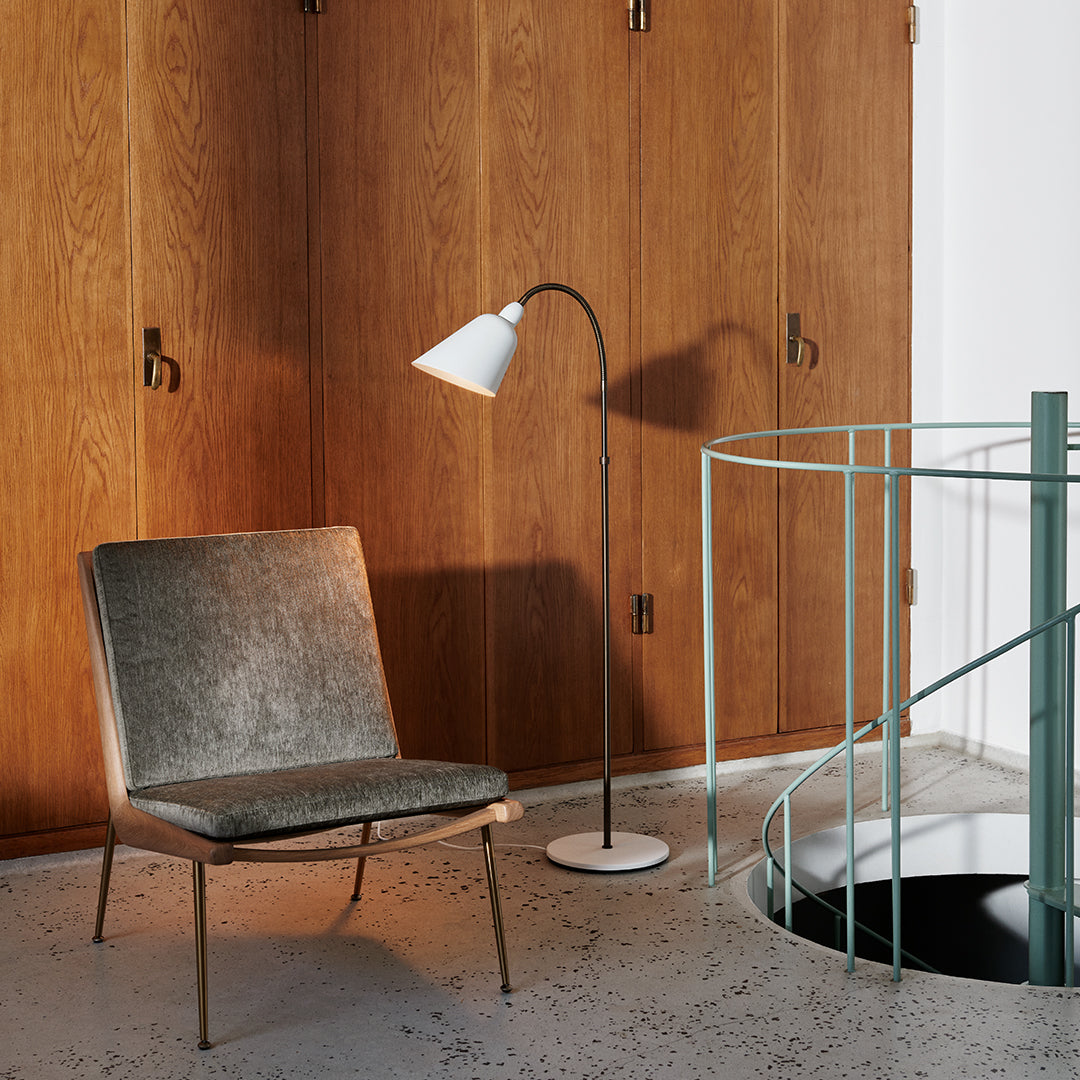 Bellevue AJ7 Modern Floor Lamp for Living Room - Adjustable Height LED Standing Light with Remote Control, Perfect for Bedroom, Office, and Reading Corner