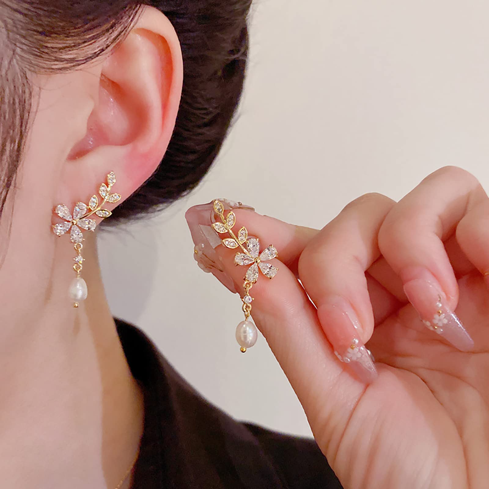 Sparkling Cubic Zirconia Flower Drop Dangle Crawler Earrings for Women - Rhinestone Crystal Stud Climber Cartilage Earrings with Tassel Chain - Perfect for Bridal, Wedding, Party & Evening Occasions (Pearl Flower Design)