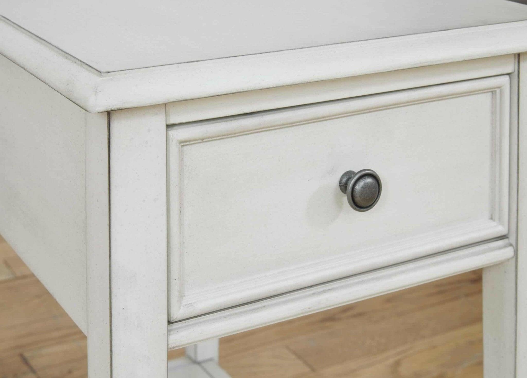 Kanwyn Modern End Table T937 - Small Side Table for Living Room, Bedroom, or Office - Nightstand with Storage Shelf - Compact Accent Table for Small Spaces