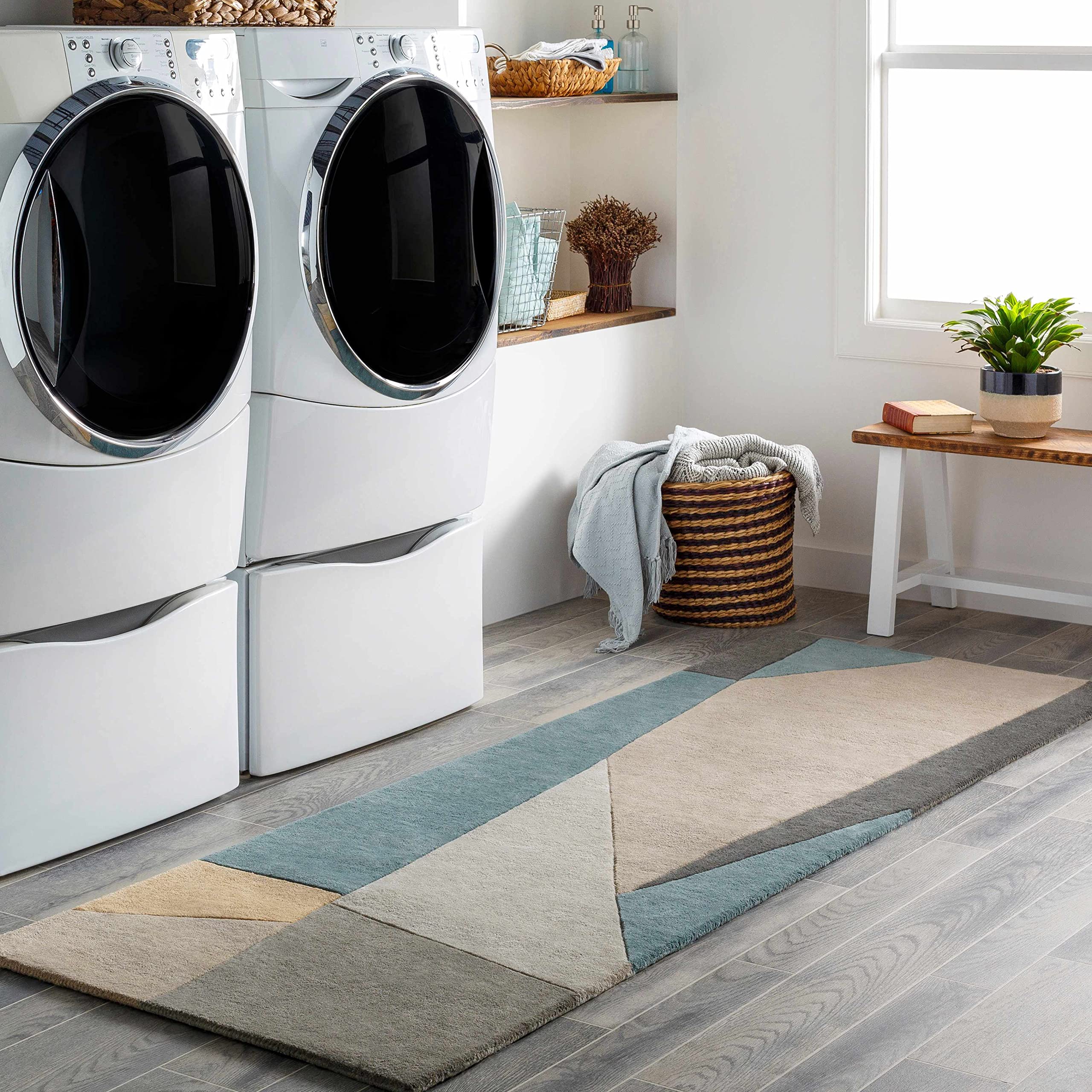 Hauteloom Salida Handmade Wool Area Rug 5' x 8' - Soft Modern Gray & Green Living Room Bedroom Rug - Perfect for Cozy Home Decor & High Traffic Areas