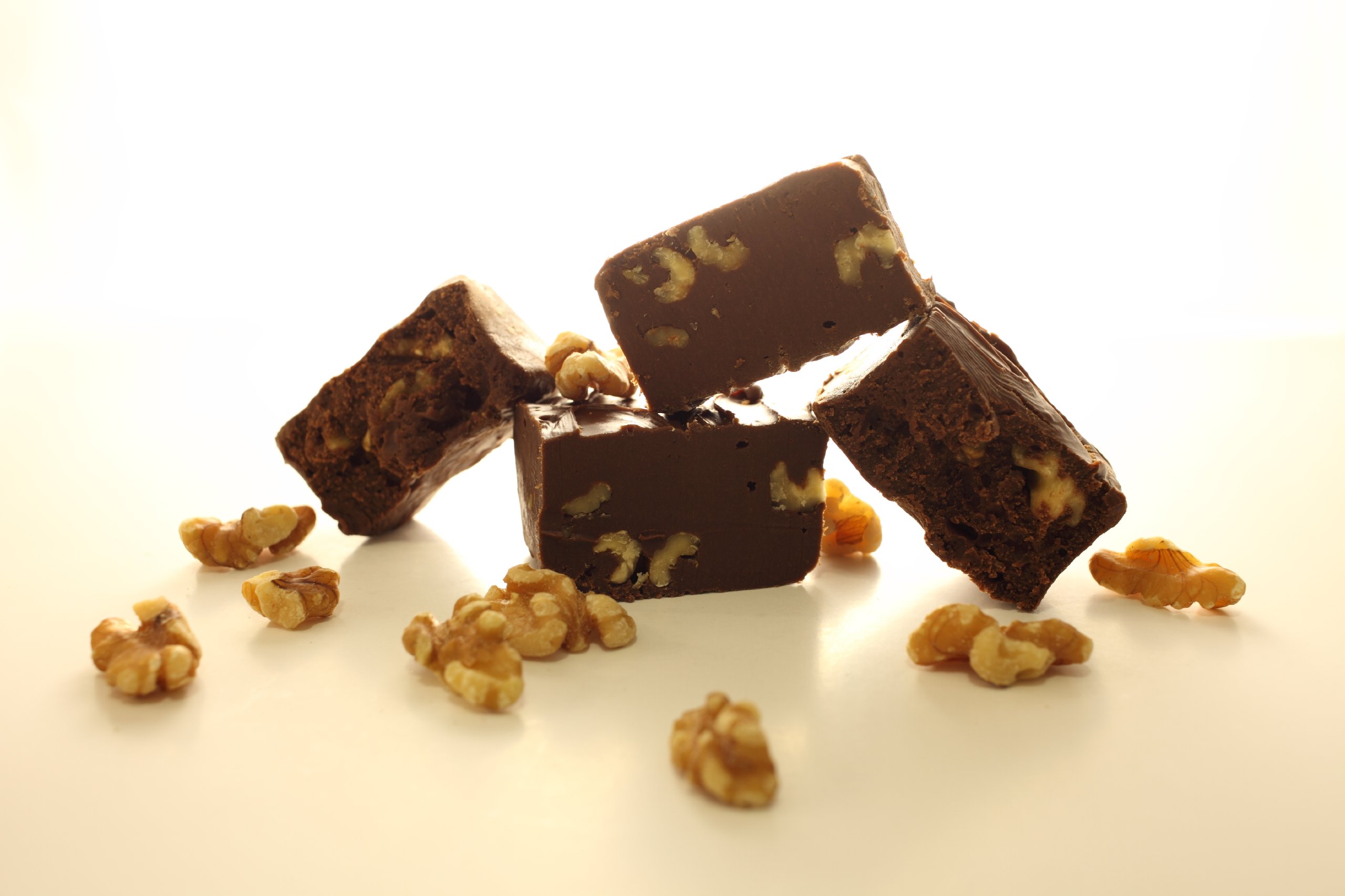 Premium Chocolate Walnut Fudge - 1/2 Pound Handmade Gourmet Candy with Real Walnuts, Cream & Butter | Rich & Creamy Artisanal Dessert | Perfect for Gifts, Holidays & Special Occasions | Oh Fudge Co. Signature Recipe