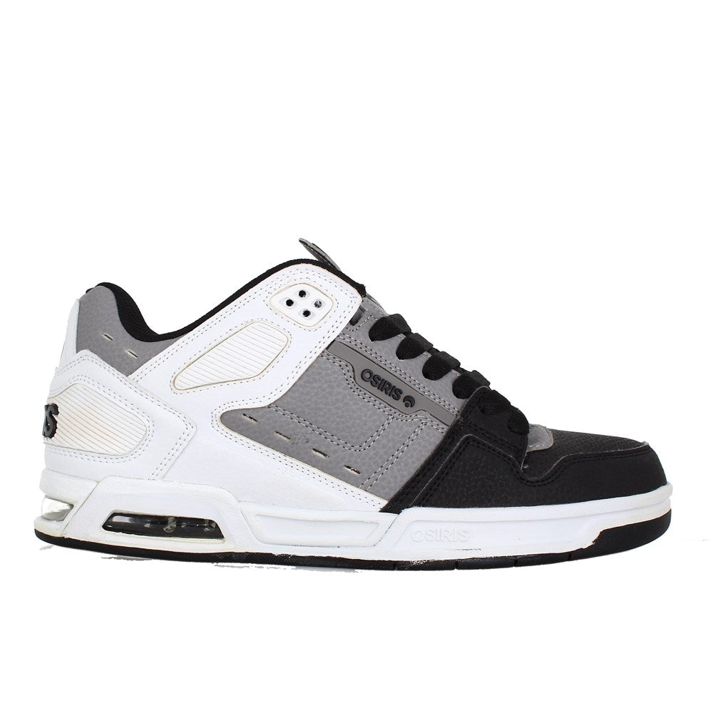 Osiris Peril Sneakers - White/Gray Skate Shoes for Men | Comfortable & Durable for Streetwear & Skateboarding