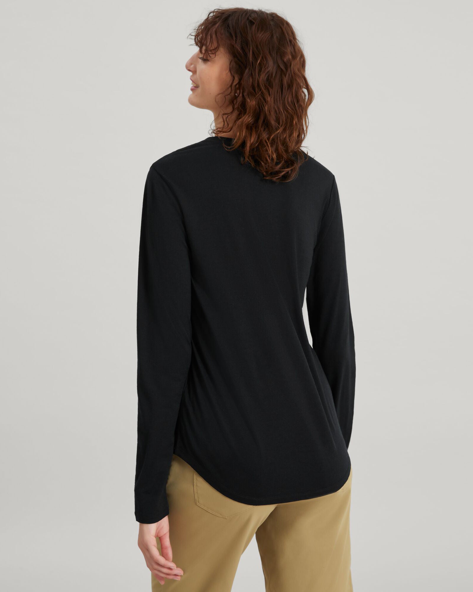 100% Merino Wool Women's Long Sleeve V-Neck Top - Black | Soft & Warm Base Layer for Hiking, Travel & Winter Outfits