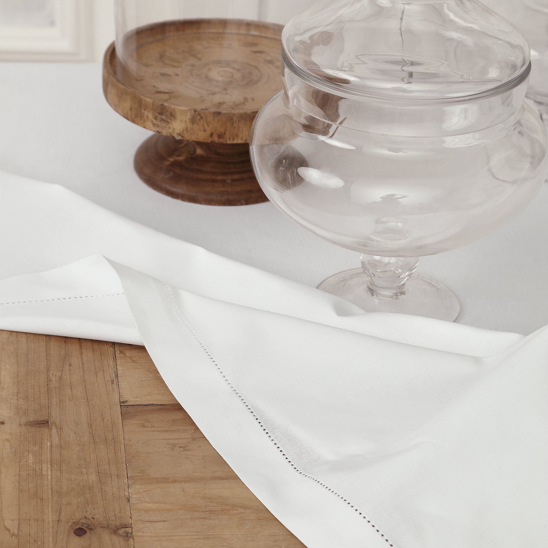 Premium Cotton Linen Hemstitch Tablecloth - Elegant Dining Table Cover for Home Decor, Parties & Special Occasions