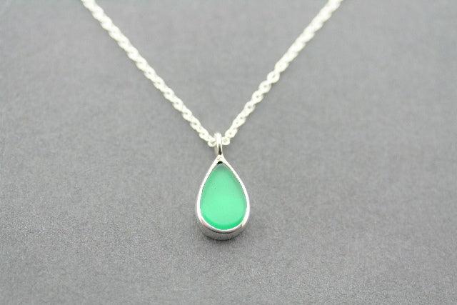 Green Onyx Teardrop Silver Pendant Necklace for Women - Elegant Jewelry Gift for Birthday, Anniversary & Special Occasions