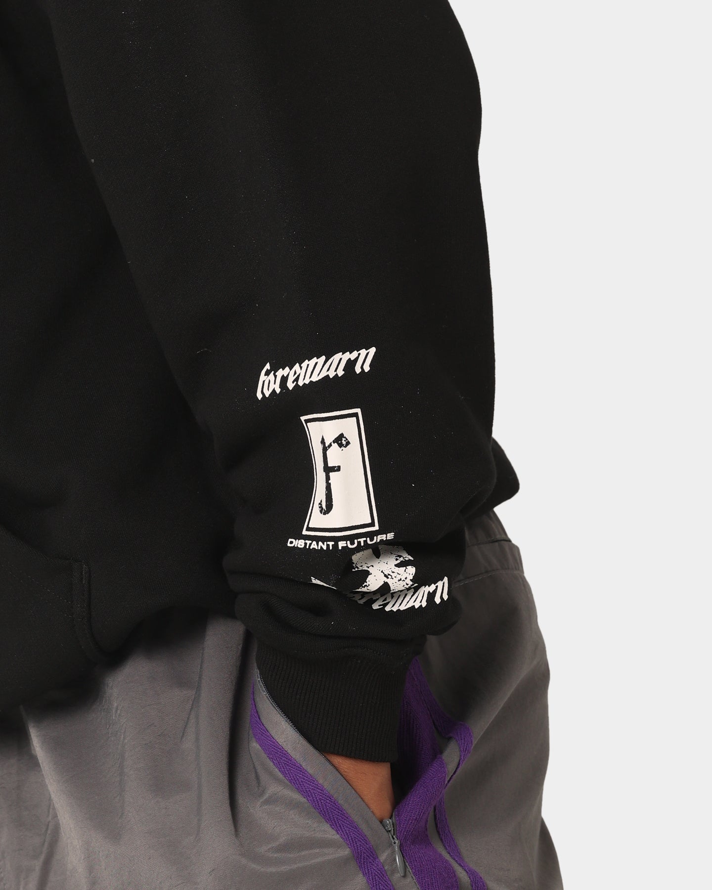 404 Forewarn Hoodie - Black Men's Pullover Sweatshirt for Streetwear & Urban Fashion | Comfortable & Stylish for Casual Wear & Outdoor Activities