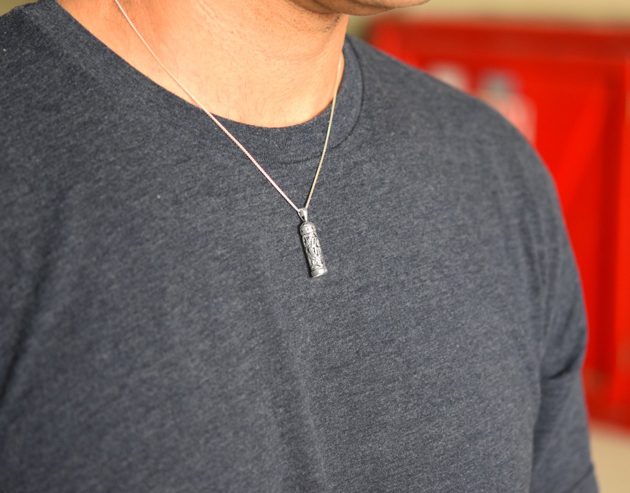925 Sterling Silver Mezuzah Necklace with Hamsa Hand Pendant & Chain - Elegant Jewish Jewelry for Protection & Blessing - Perfect for Daily Wear, Gifts & Special Occasions