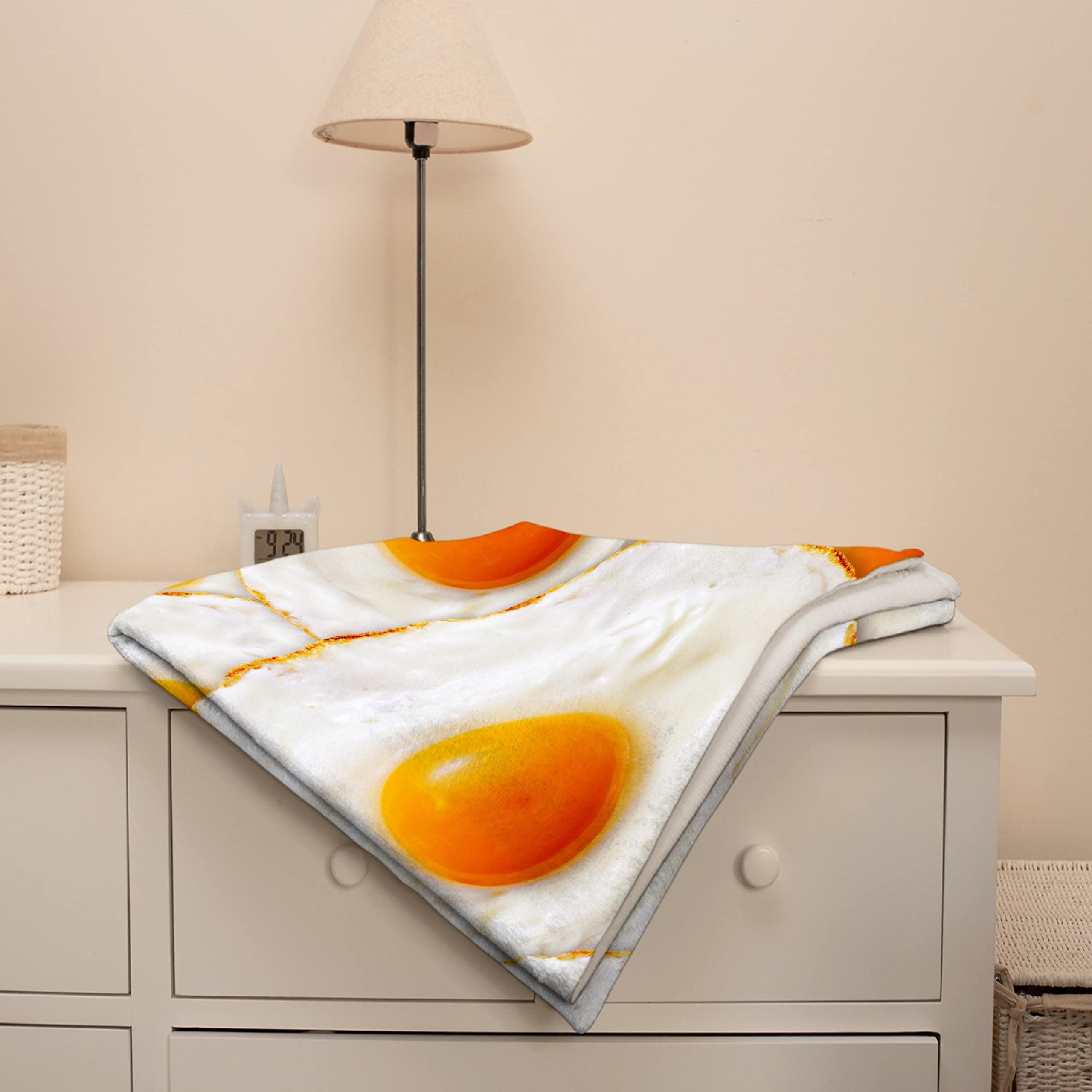 Soft Flannel Fleece Blanket with Egg Pattern - Lightweight All-Season Throw for Bed, Sofa & Couch - 120
