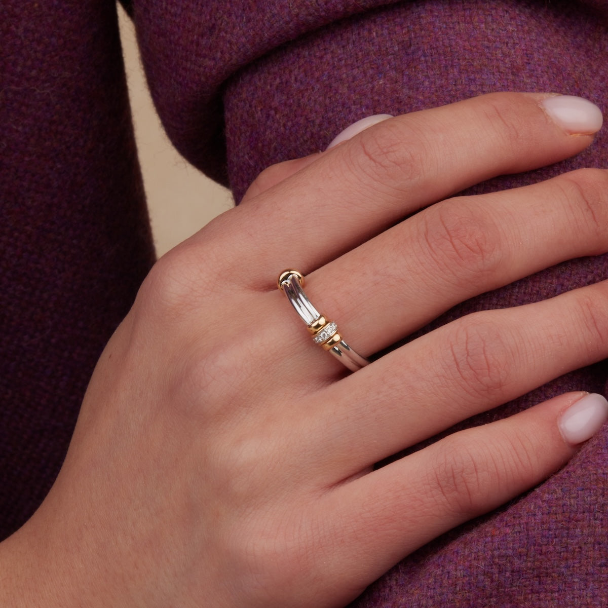 Golden Arc Ring - Elegant 14K Gold Plated Minimalist Ring for Women - Perfect for Everyday Wear, Gift Giving & Special Occasions