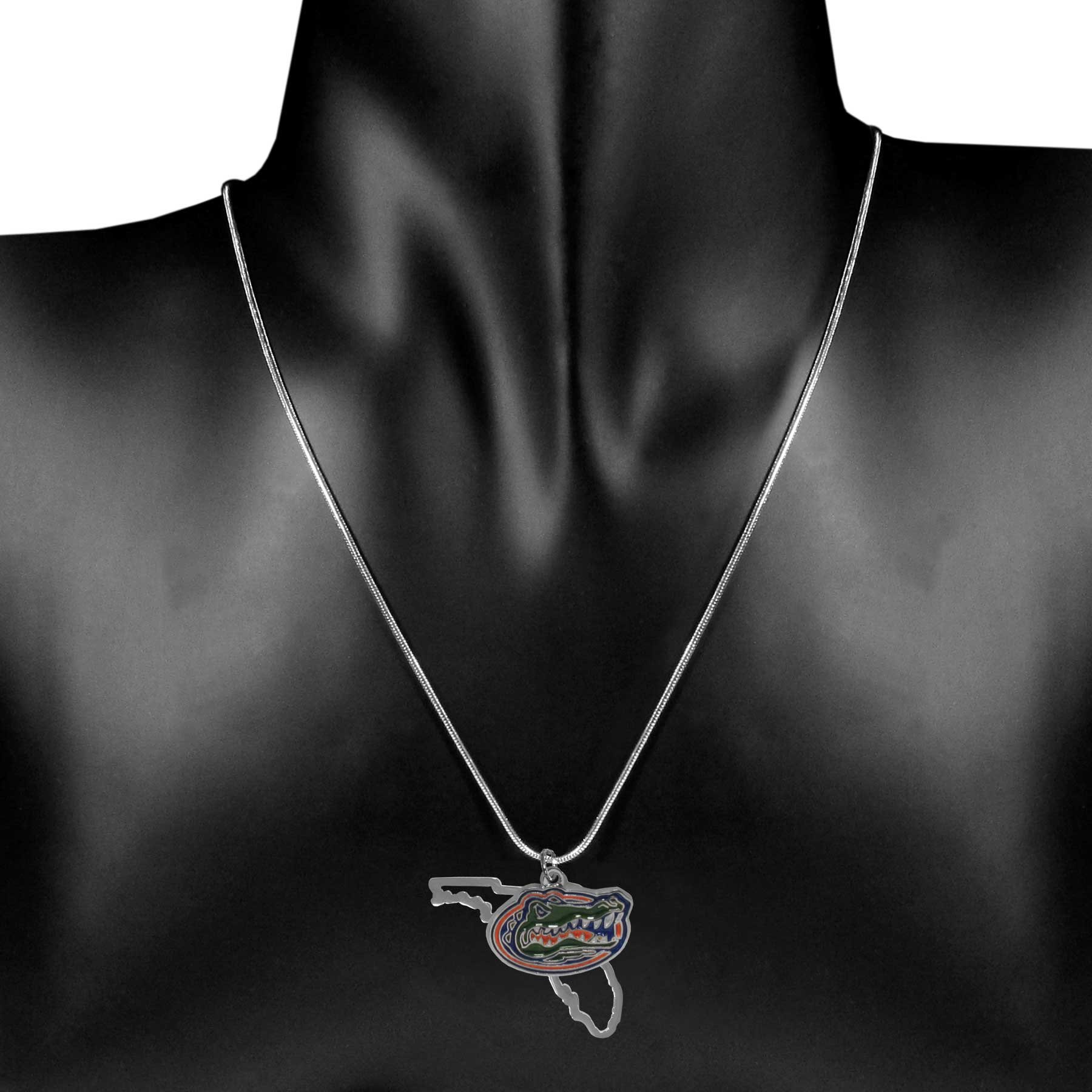 Siskiyou NCAA Unisex State Charm Necklace - Perfect Gift for College Fans & Alumni - Game Day, Graduation, or Everyday Wear