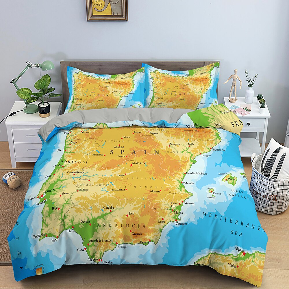 World Map Bedding Set - Queen Size Duvet Cover & Pillowcases - Vintage Travel Themed Decor for Bedroom - Perfect for Wanderlust Lovers & Geography Enthusiasts