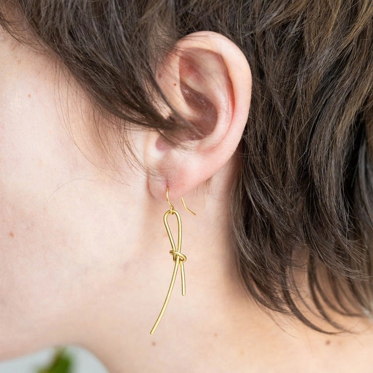 Elegant Knot Earrings for Women - Sterling Silver Dainty Hoop Earrings | Perfect for Everyday Wear, Date Night & Special Occasions