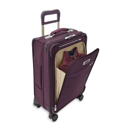 Briggs & Riley Baseline Essential Carry On Spinner Luggage - Lightweight Expandable Suitcase for Business Travel & Weekend Getaways | TSA Lock & Durable Polycarbonate Shell