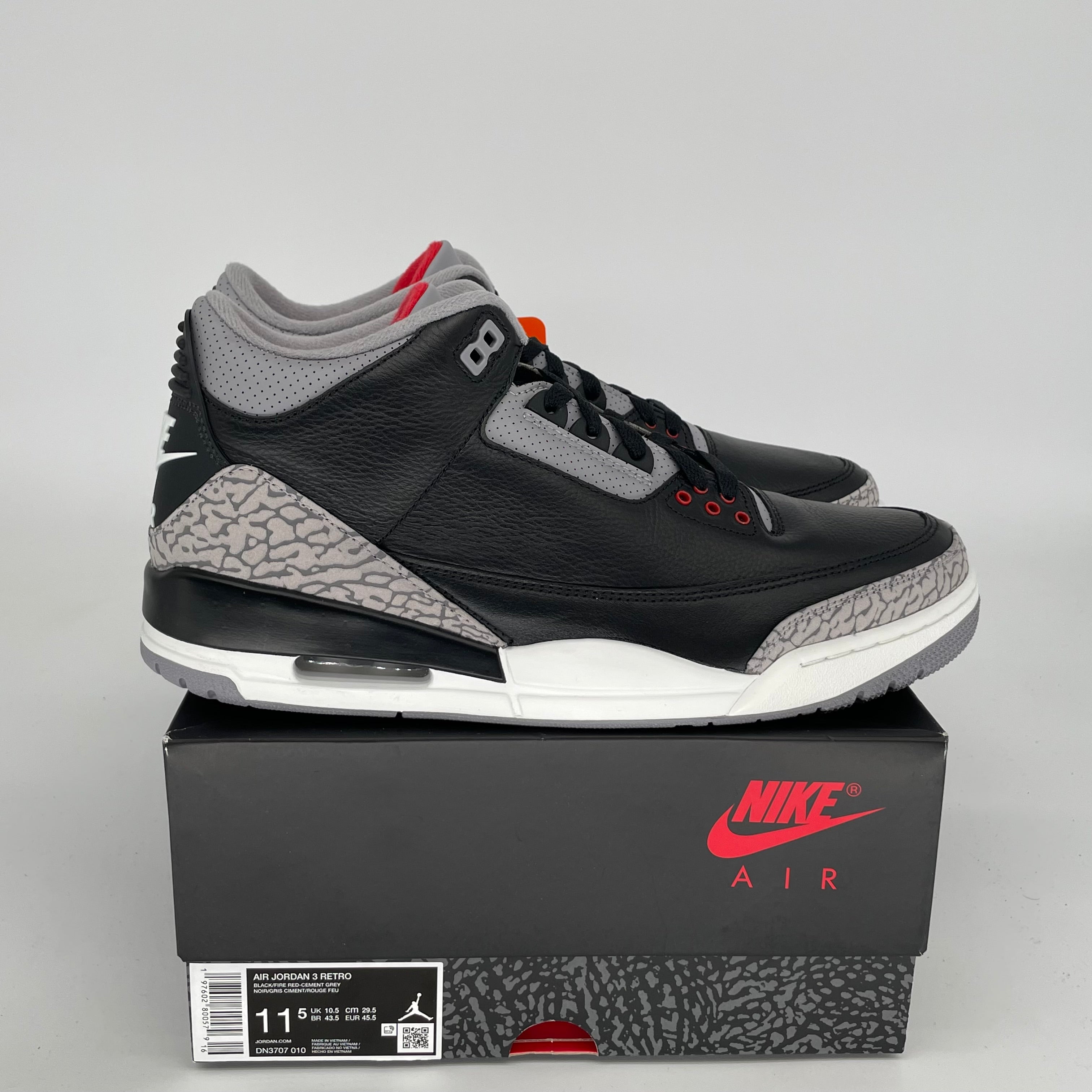 AIR JORDAN 3 Retro Black Cement Men's Basketball Shoes Size 11.5 DN3707-010 - Perfect for Streetwear, Sneaker Collecting & Casual Wear