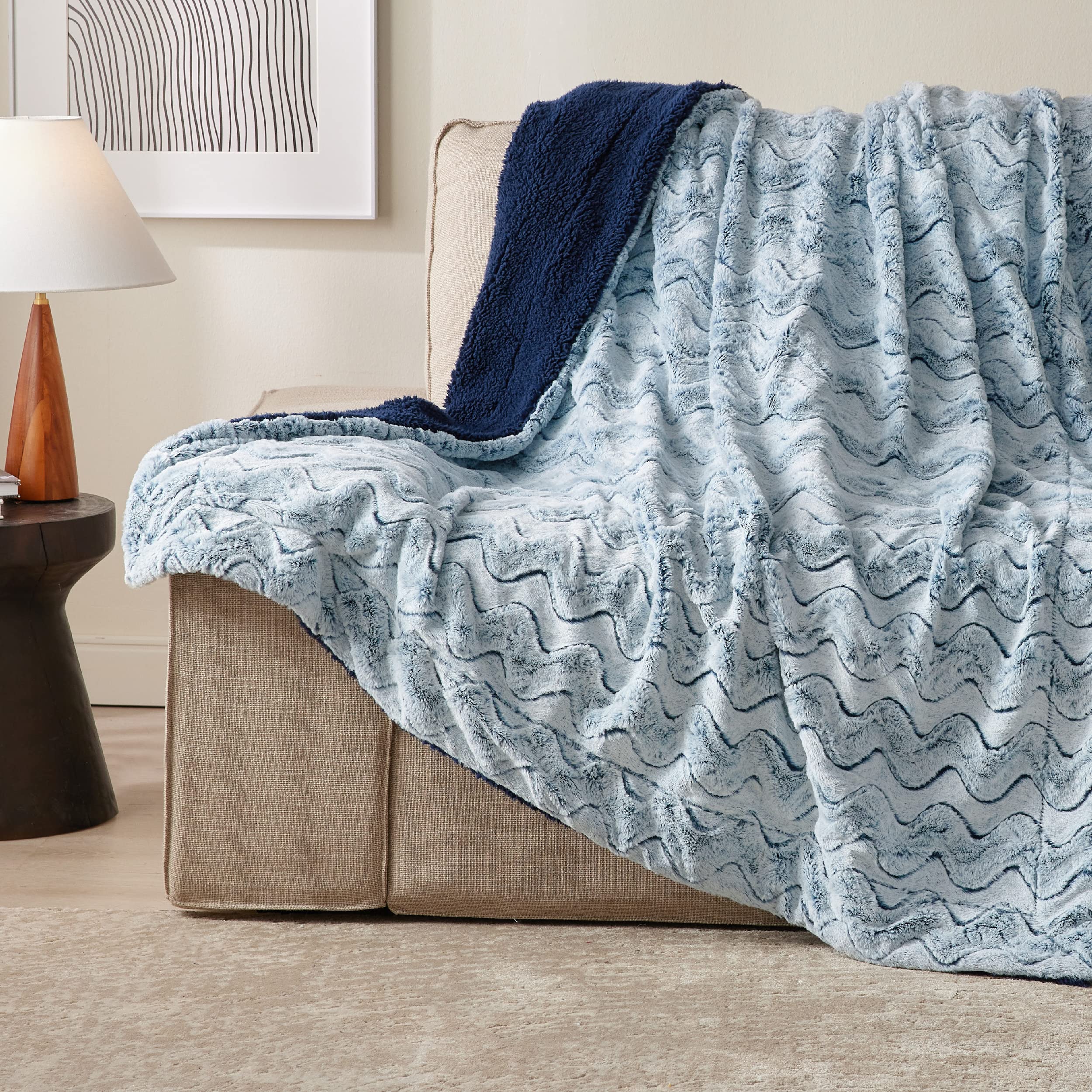 Bedsure Cozy Faux Fur Plush Blanket - Twin Size 60x80 Inches Navy Blue - Ultra Soft Warm Throw Blanket for Bed, Couch, Sofa - Perfect for Winter Nights, Movie Time & Home Decor