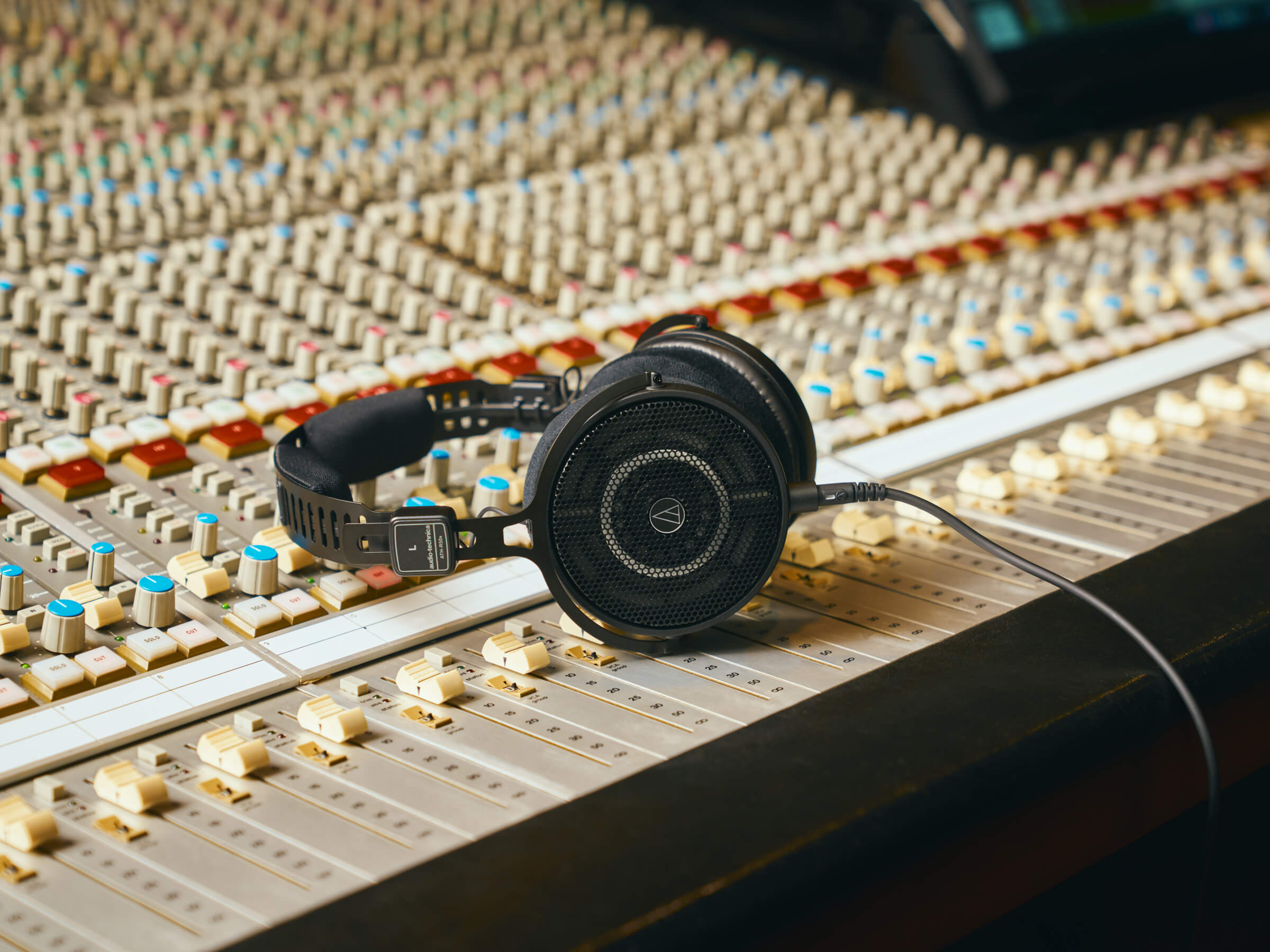 Audio Technica ATH-R50X Professional Studio Headphones - High-Fidelity Sound for Recording, Mixing & Music Production | Perfect for Home Studios, Podcasting & DJing