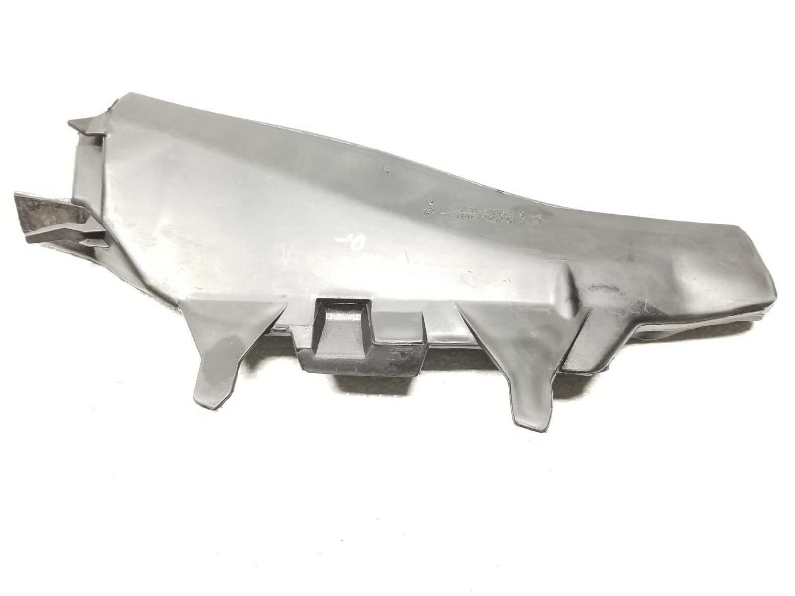 BMW E46 Outer Windshield Cowl Cover Left Driver Side OEM Replacement - Perfect for 125k Mile Vehicles | Windshield Protection & Weatherproofing Solution