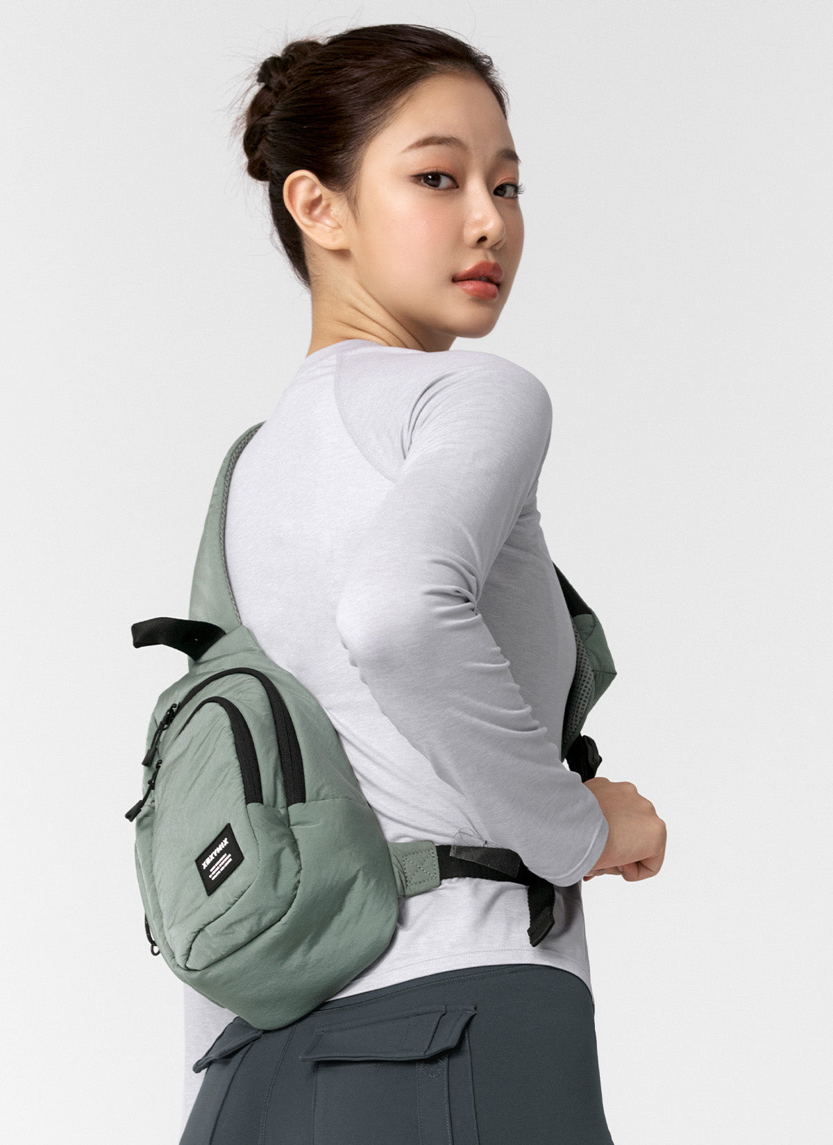 Lightweight Sling Bag for Men & Women - Waterproof Crossbody Shoulder Bag - Perfect for Travel, Hiking, Gym & Everyday Use