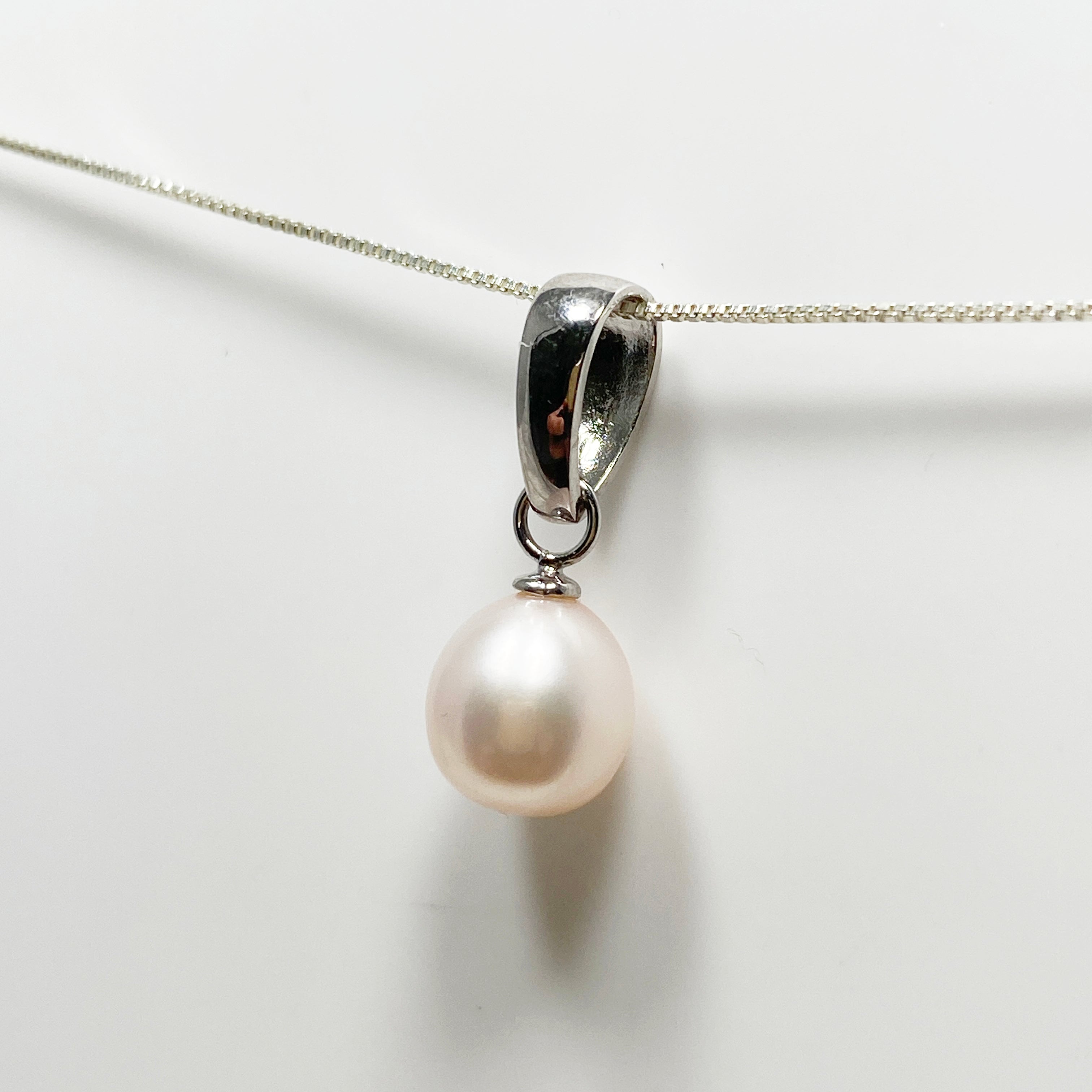 Elegant Pearl Pendant Necklace PPGJ551 - Perfect for Weddings, Parties & Special Occasions