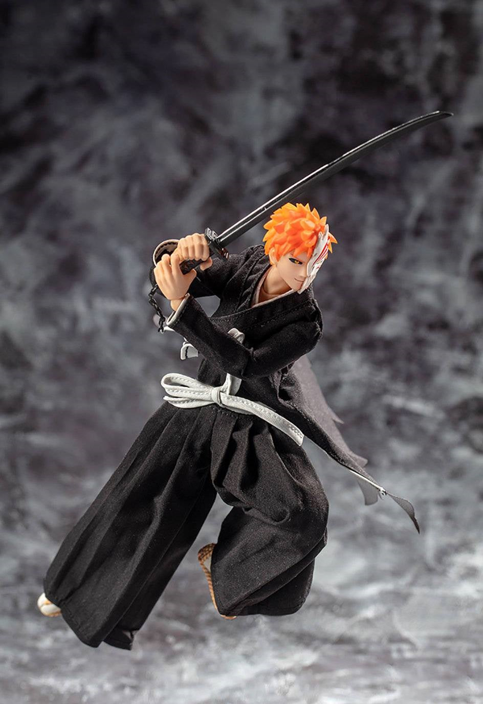Dasin Models 1/12 Scale 6 Inch Bleach Anime Ichigo Kurosaki Bankai Tensa Zangetsu Action Figure - Perfect for Collectors, Display, and Anime Fans