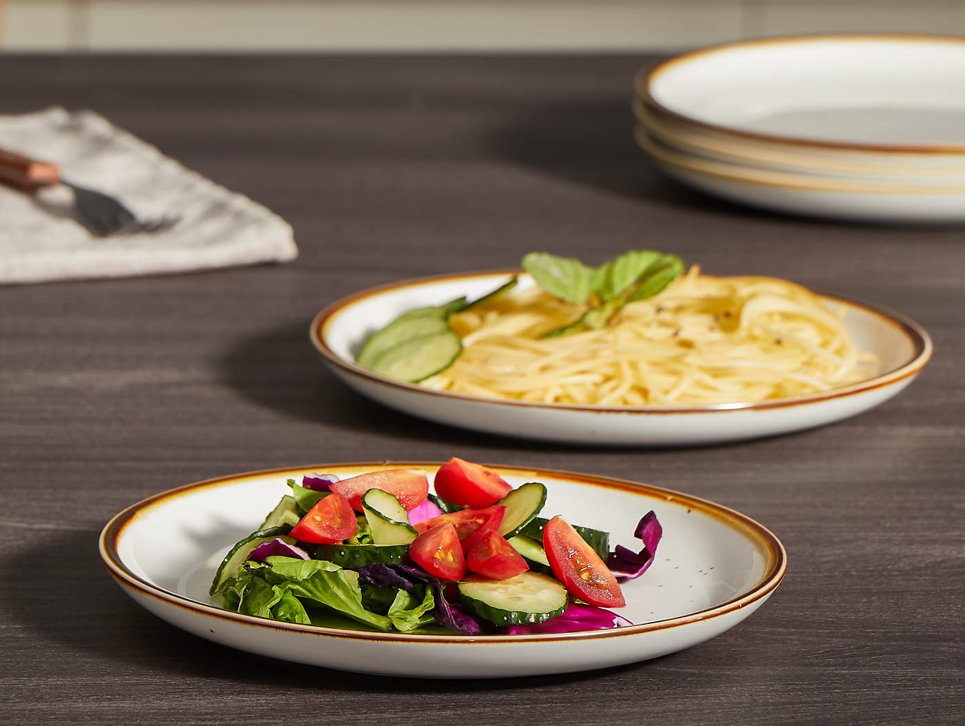 ONEMORE 6-Piece 8.5 Inch Ceramic Dinner Plates Set - Appetizer, Salad & Dessert Plates | Oven, Microwave & Dishwasher Safe Porcelain Dishes | Rustic Kitchen Tableware in Cream White | Perfect for Family Dinners, Parties & Restaurant Use