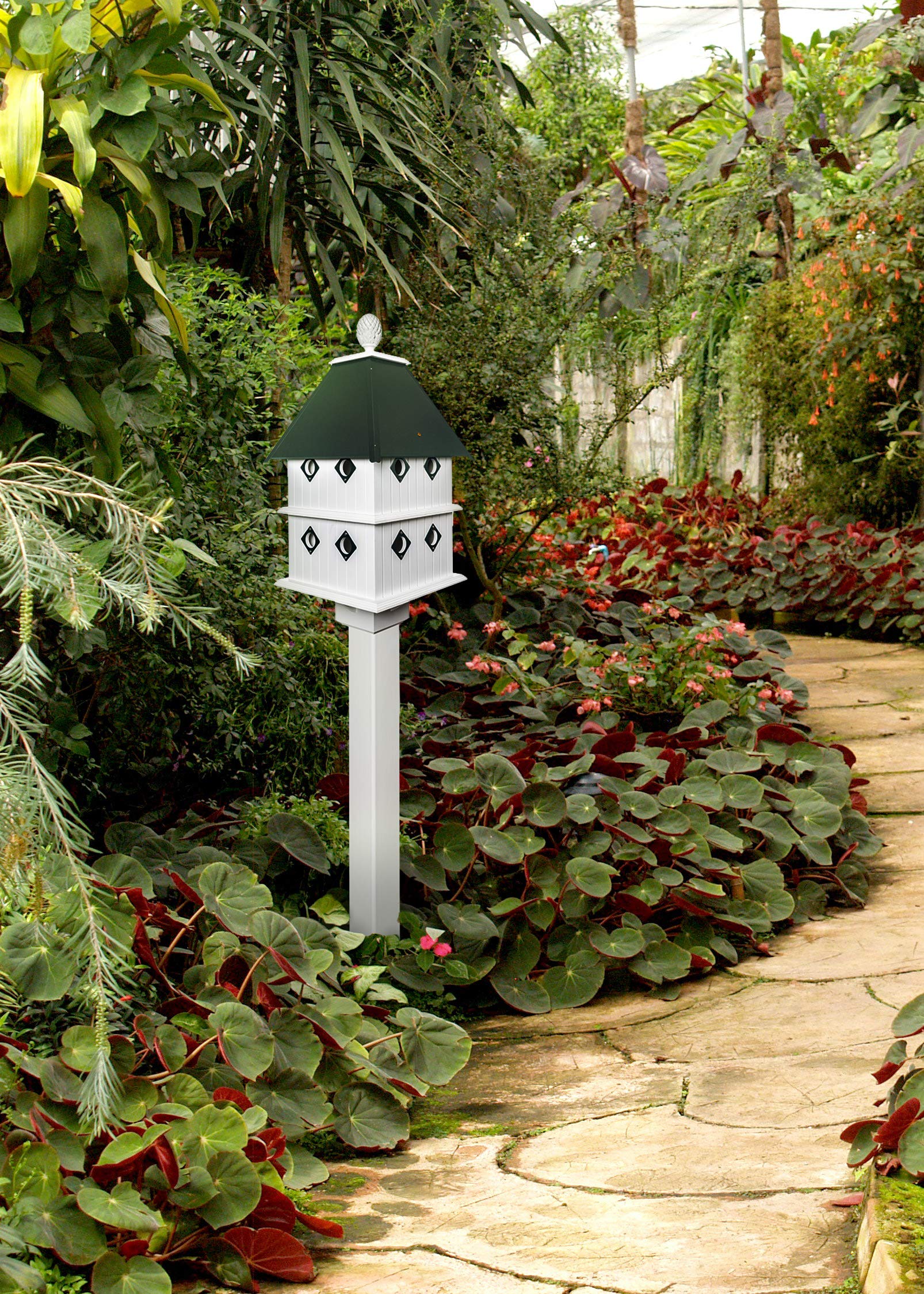 Verdant Green Bird House for Outdoor Garden Decor - Handcrafted Wooden Birdhouse for Backyard, Patio & Nature Lovers - Attracts Wild Birds & Enhances Garden Aesthetics