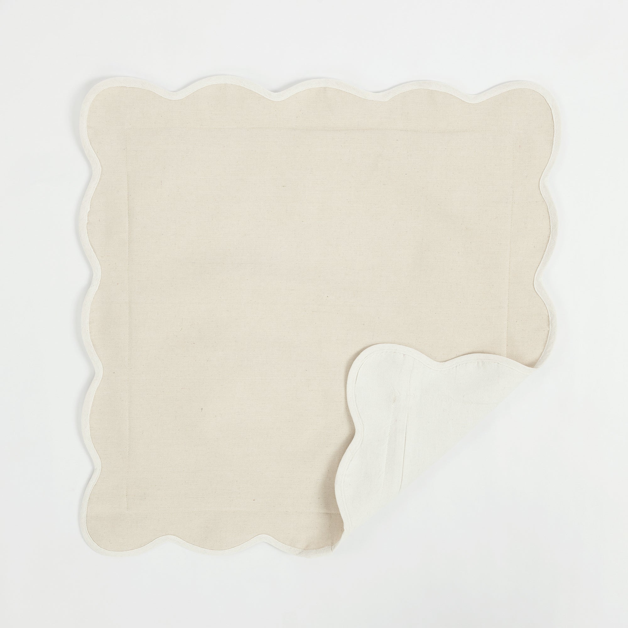 Coastal Chic Scalloped Edge Throw Pillow Cover - Decorative Cushion Case for Beach House, Boho Bedroom & Farmhouse Decor