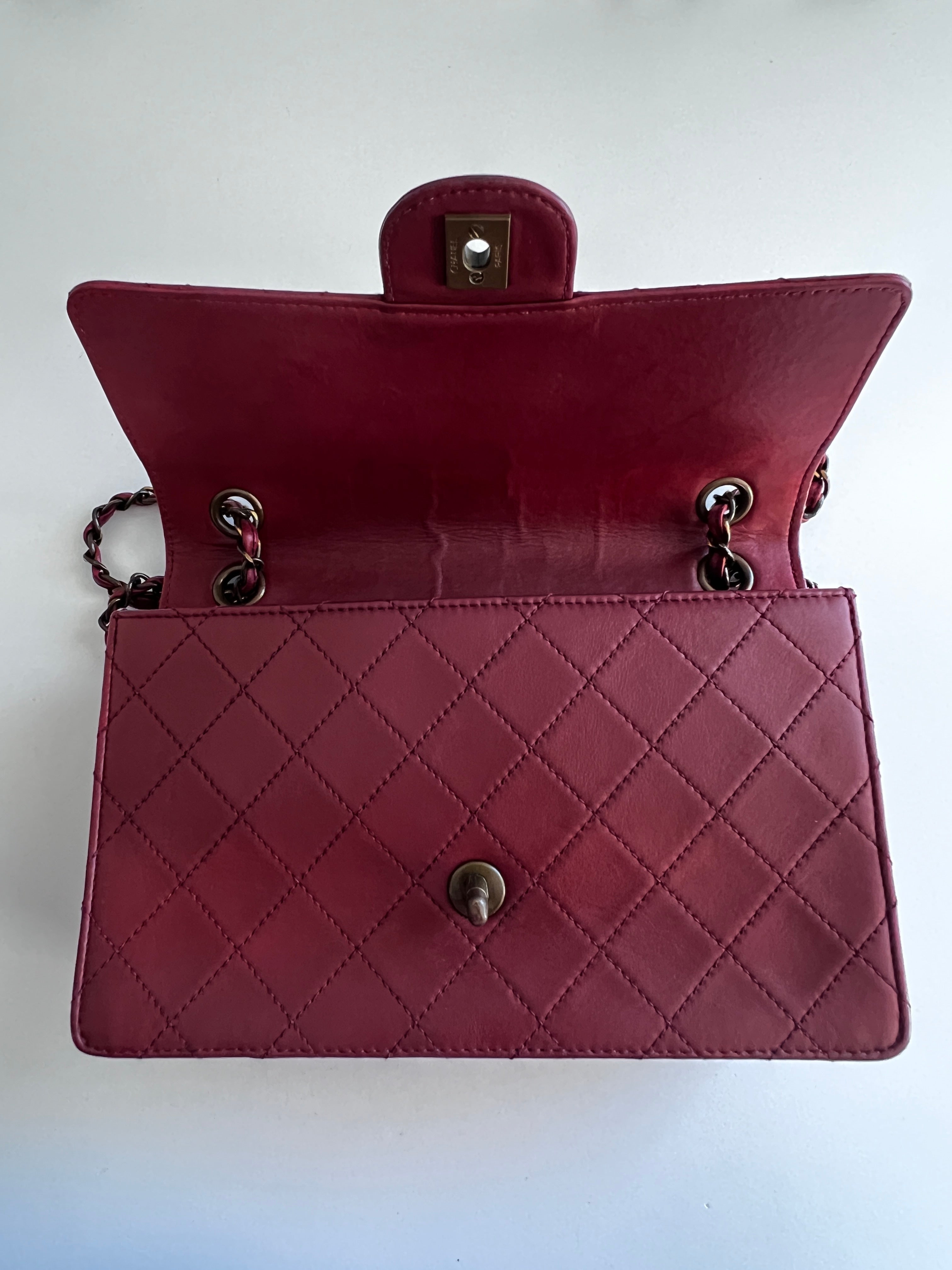 Chanel Burgundy Leather Single Flap Bag - Luxury Designer Handbag for Women | Perfect for Work, Evening Events & Special Occasions