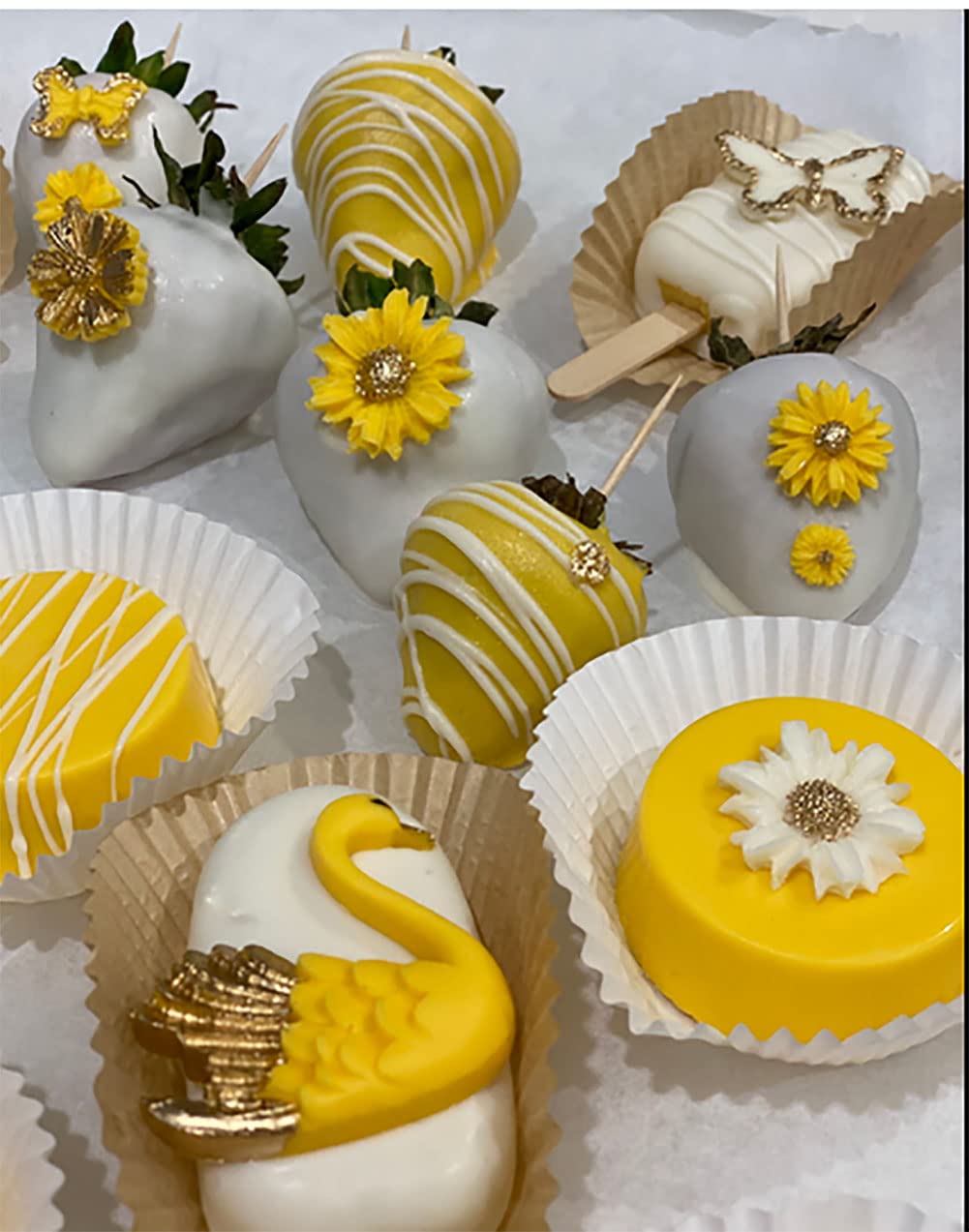Premium Sunflower Silicone Molds for Baking - 6 Cavity Fondant, Chocolate, Cookie & Biscuit Molds - DIY Wedding, Baby Shower & Cupcake Decorations - Perfect for Cake Decorating, Candy Making & Home Baking Projects