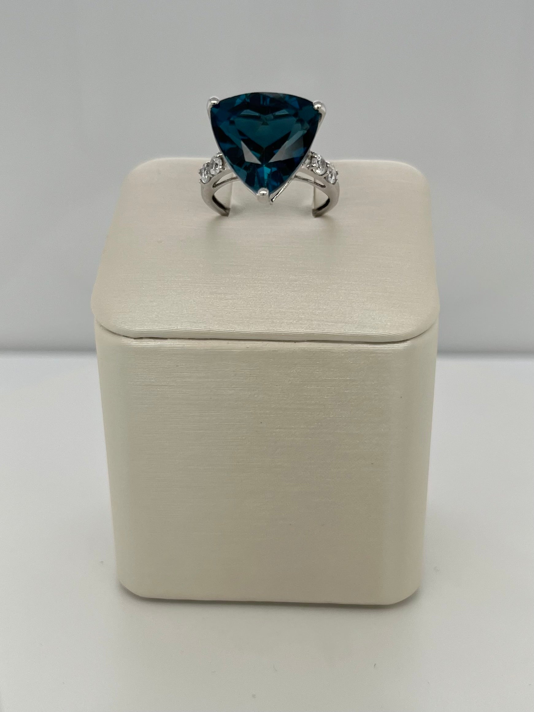 London Blue Topaz Ring for Women - 925 Sterling Silver Engagement Ring, Wedding Band, Anniversary Gift - Elegant Jewelry for Everyday Wear & Special Occasions