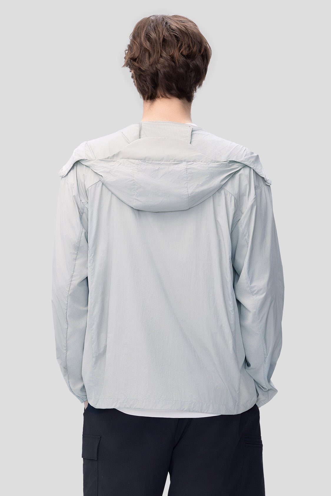 Men's Lightweight Packable Sun Protection Jacket UPF50+ - Breathable Travel & Outdoor Hiking Windbreaker for Summer Adventures