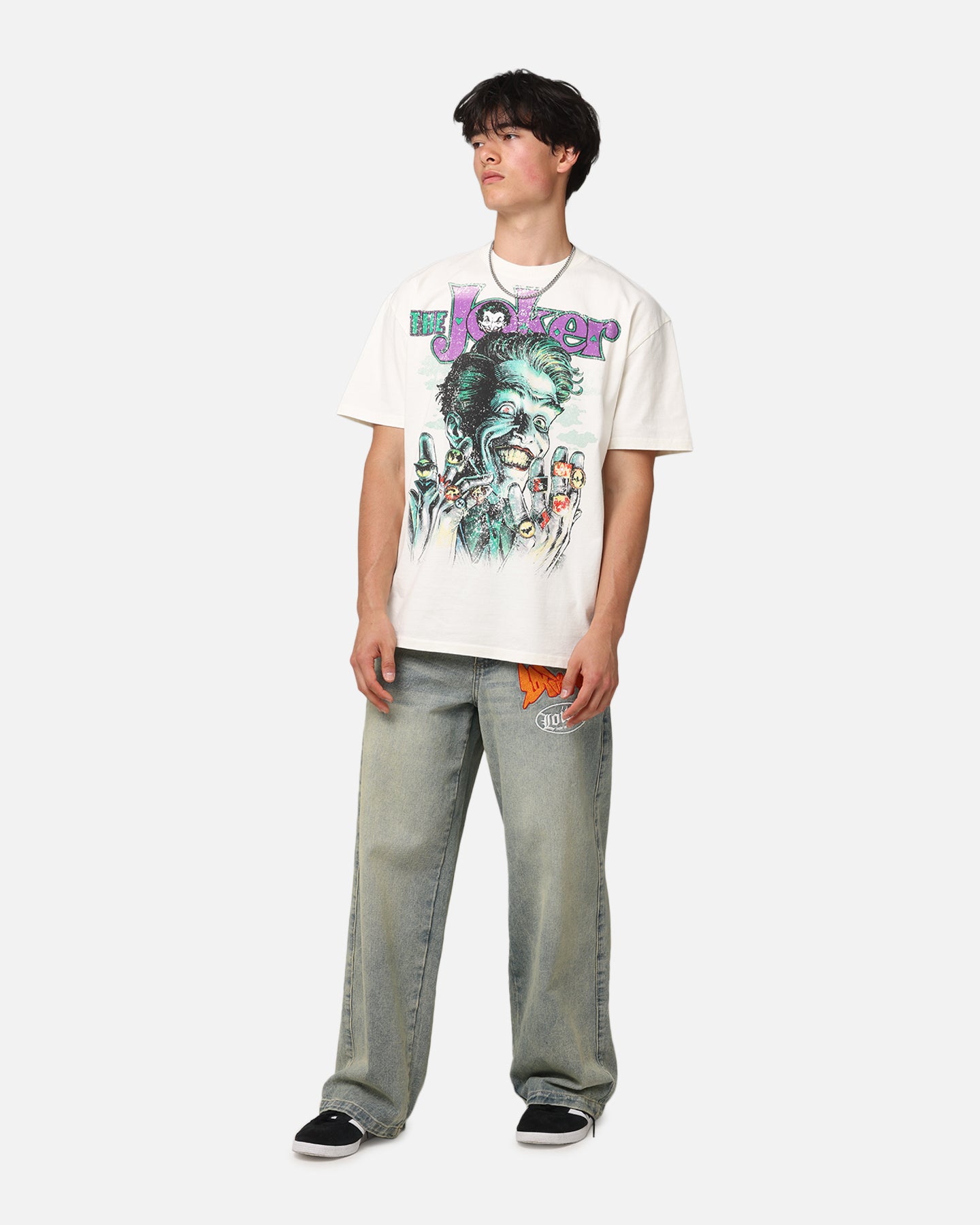 American Thrift DC Batman vs Joker Graphic Heavyweight T-Shirt - Off White | Superhero Comic Fan Gift, Cosplay & Casual Streetwear