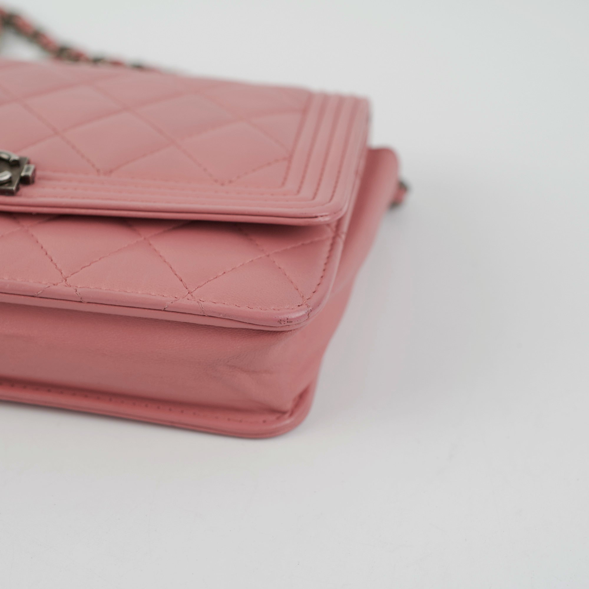 Chanel Boy Wallet On Chain WOC Lambskin Leather Crossbody Bag in Pink - Perfect for Date Night & Evening Events